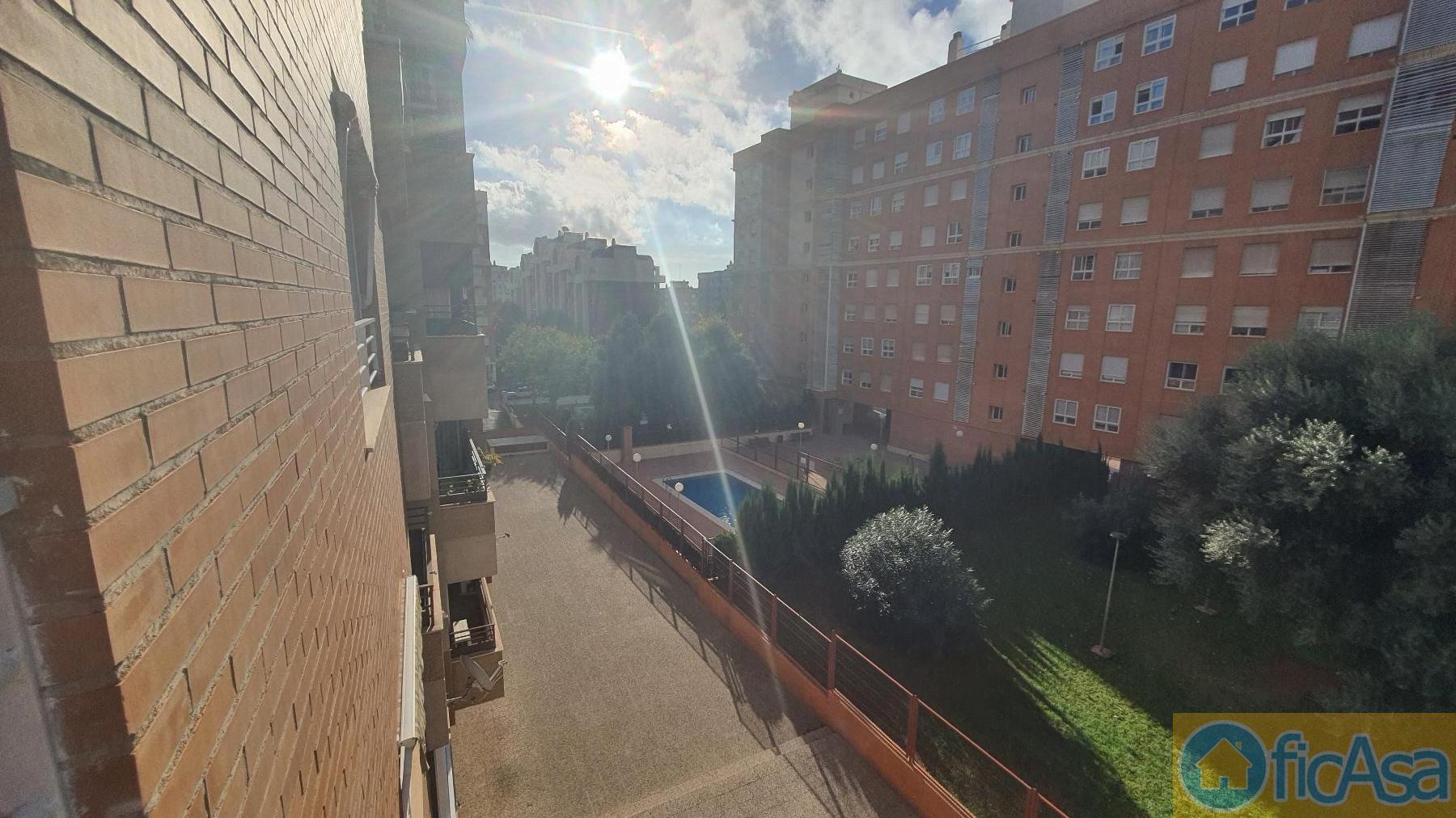 For sale of flat in Castellón