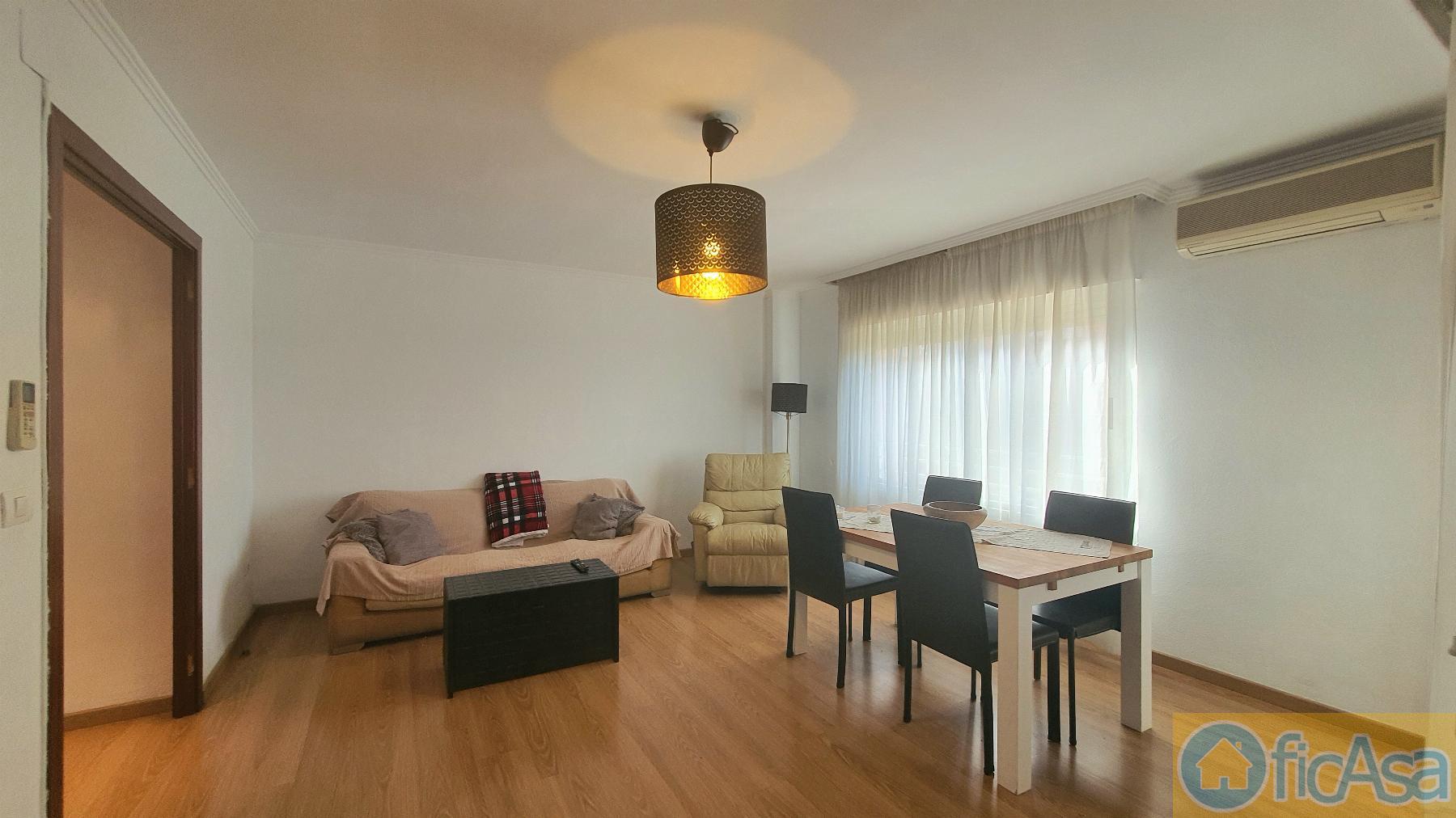 For sale of flat in Castellón