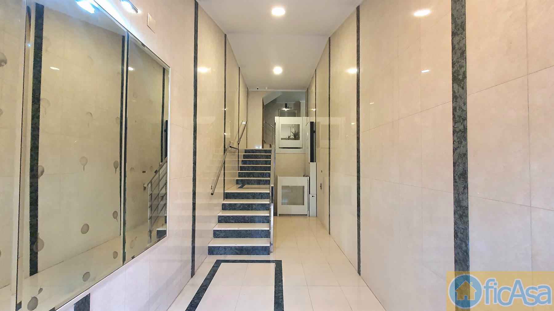 For sale of flat in Castellón