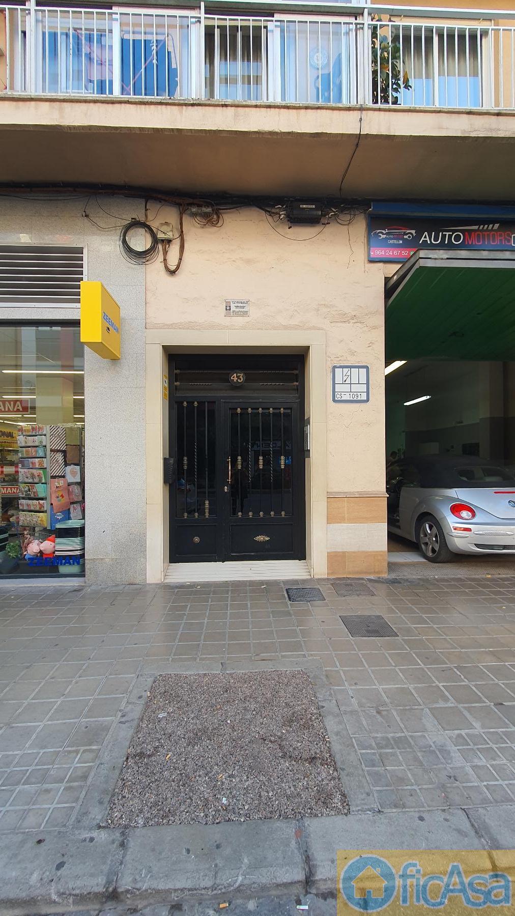 For sale of flat in Castellón