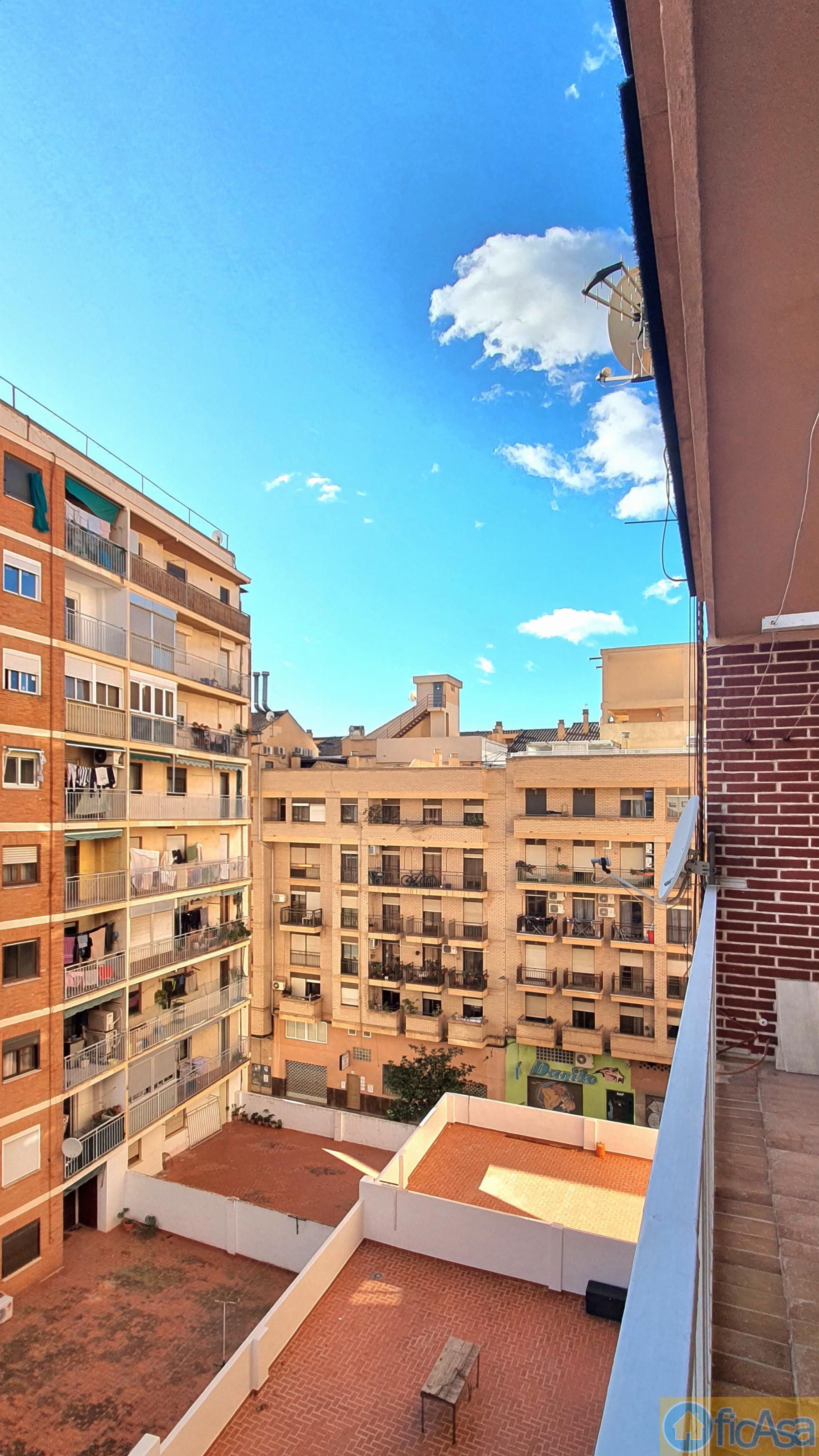 For sale of flat in Castellón