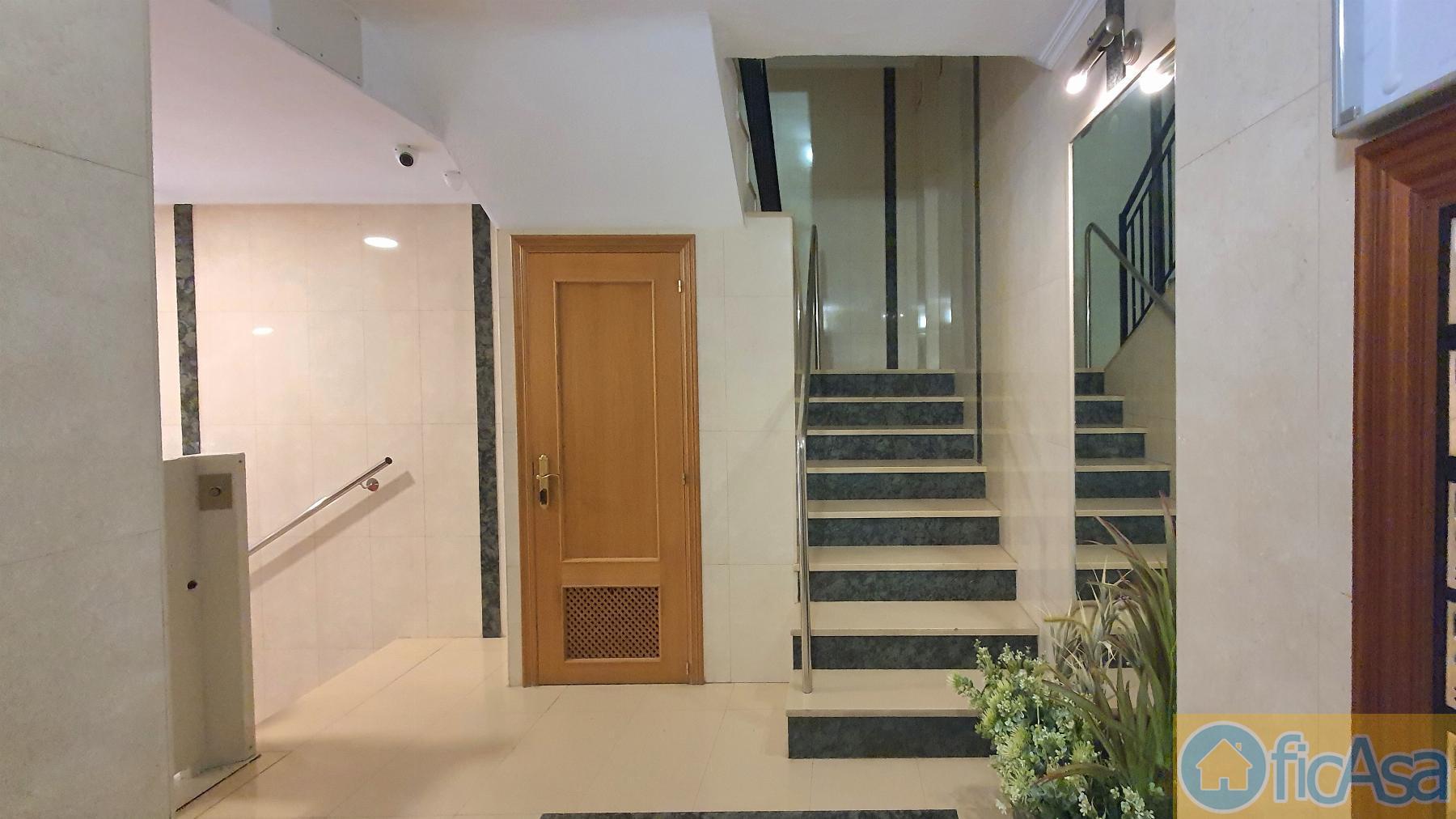 For sale of flat in Castellón