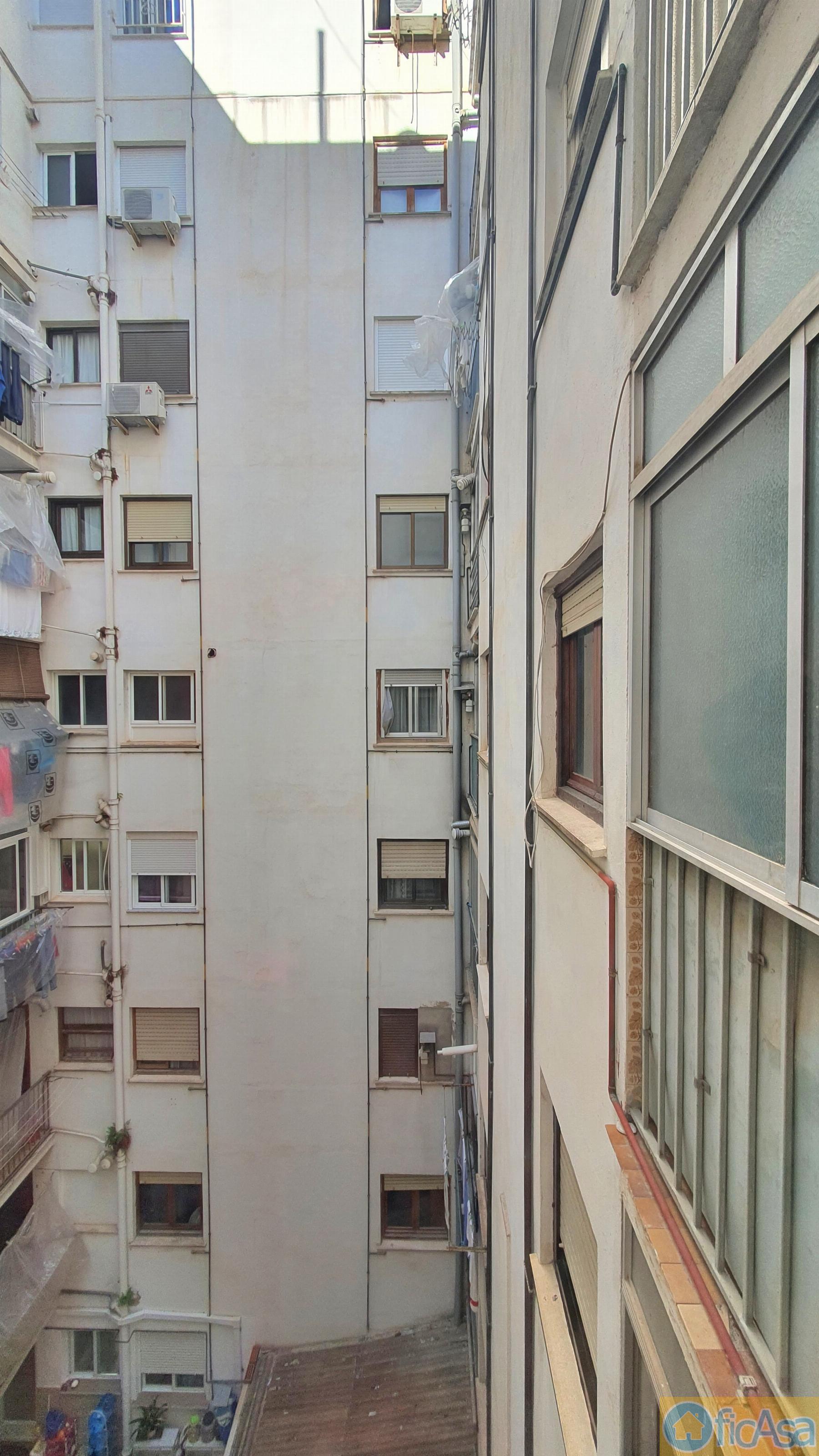 For sale of flat in Castellón