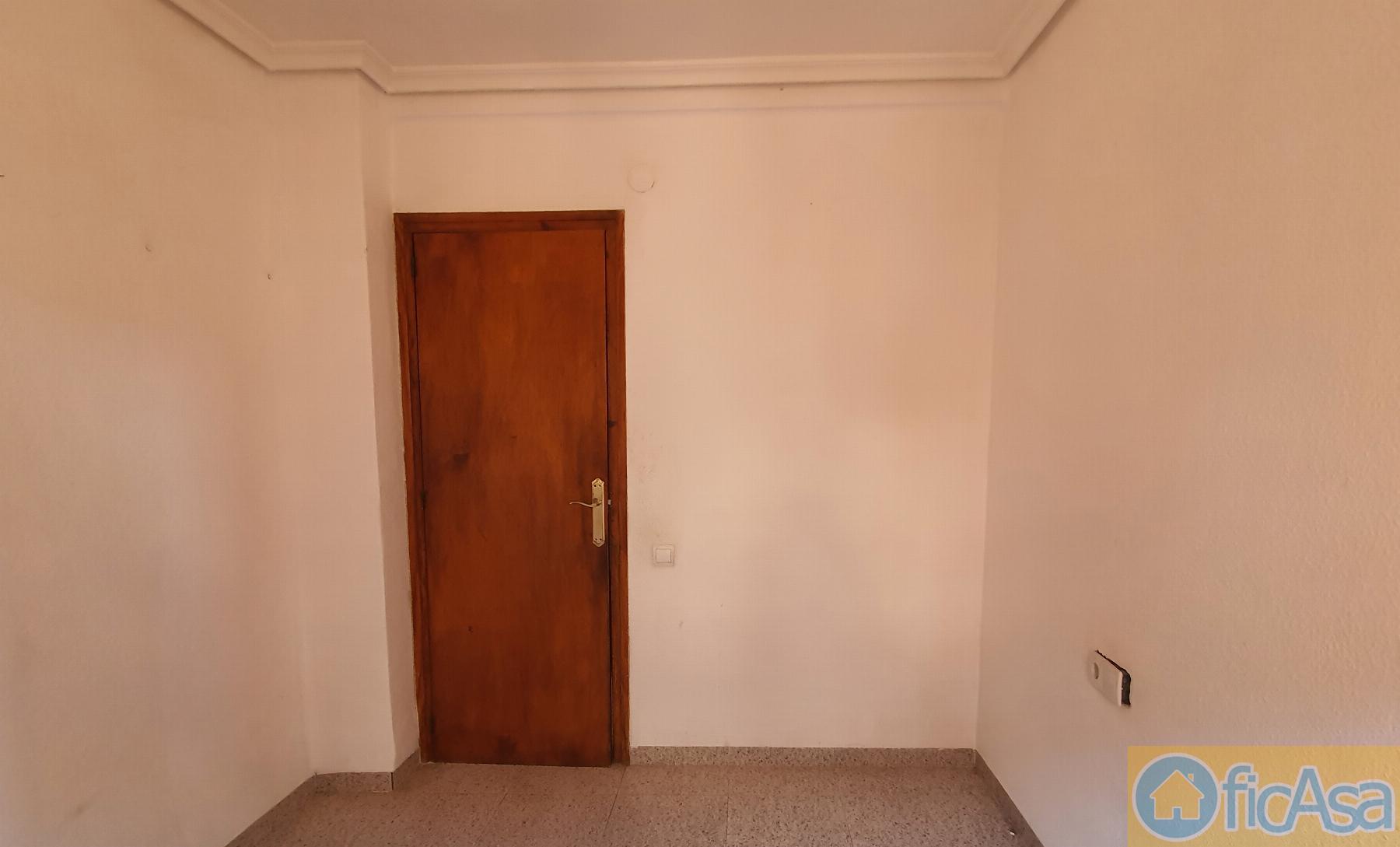 For sale of flat in Castellón