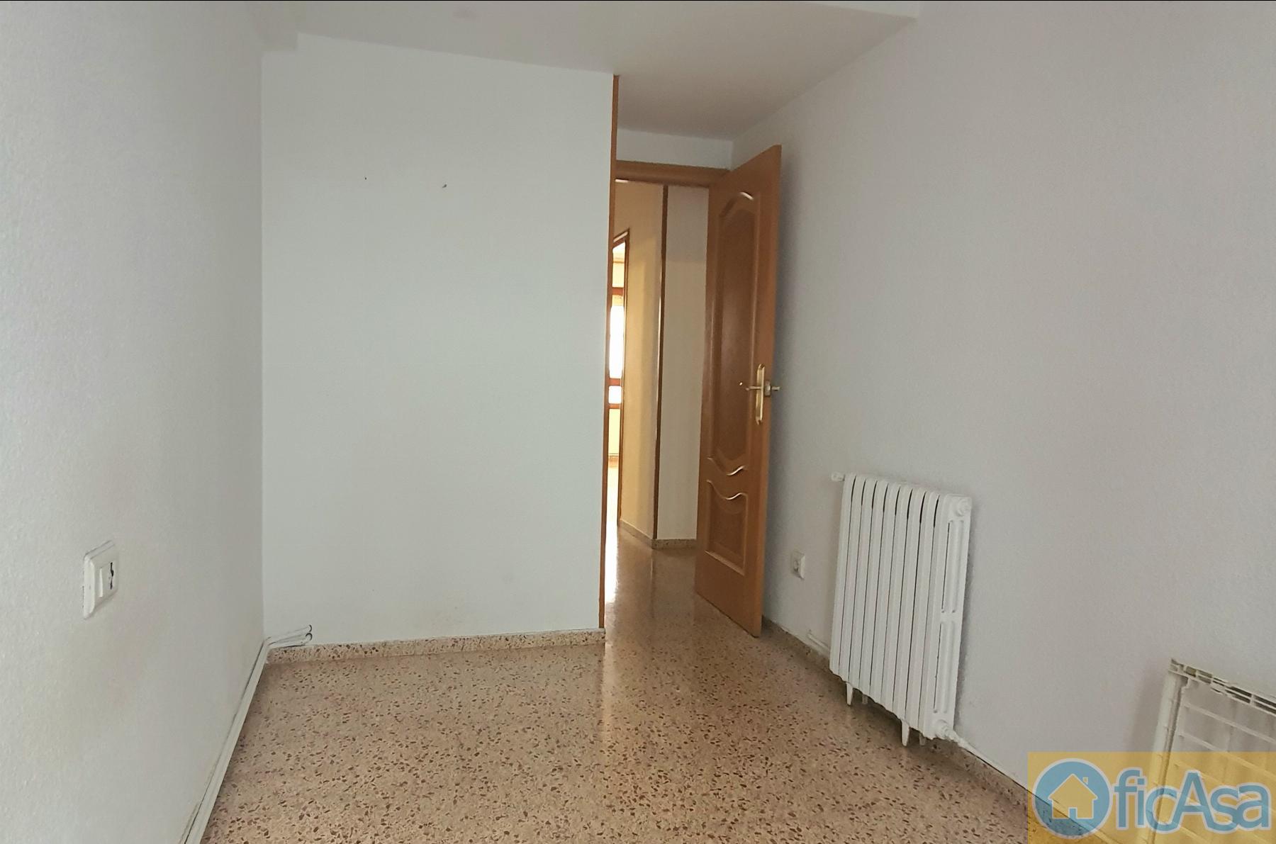 For sale of flat in Castellón