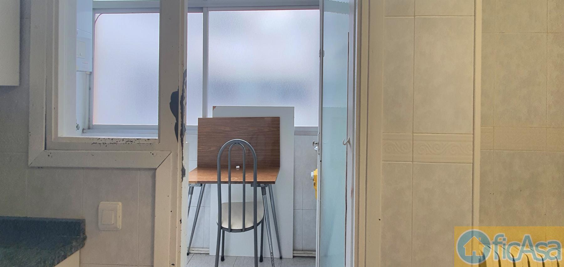 For sale of flat in Castellón