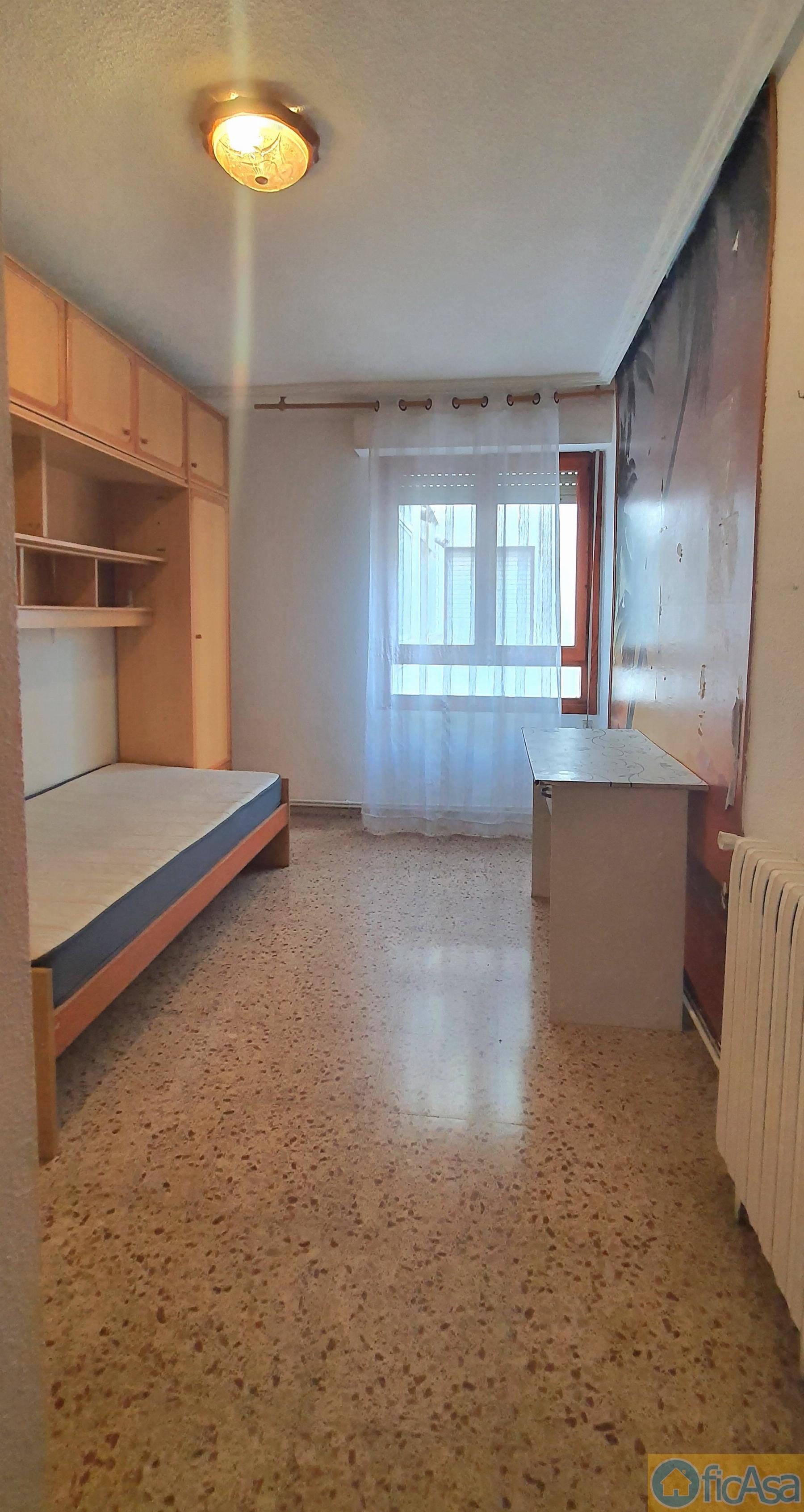 For sale of flat in Castellón