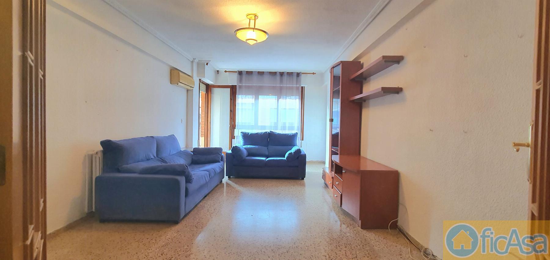 For sale of flat in Castellón