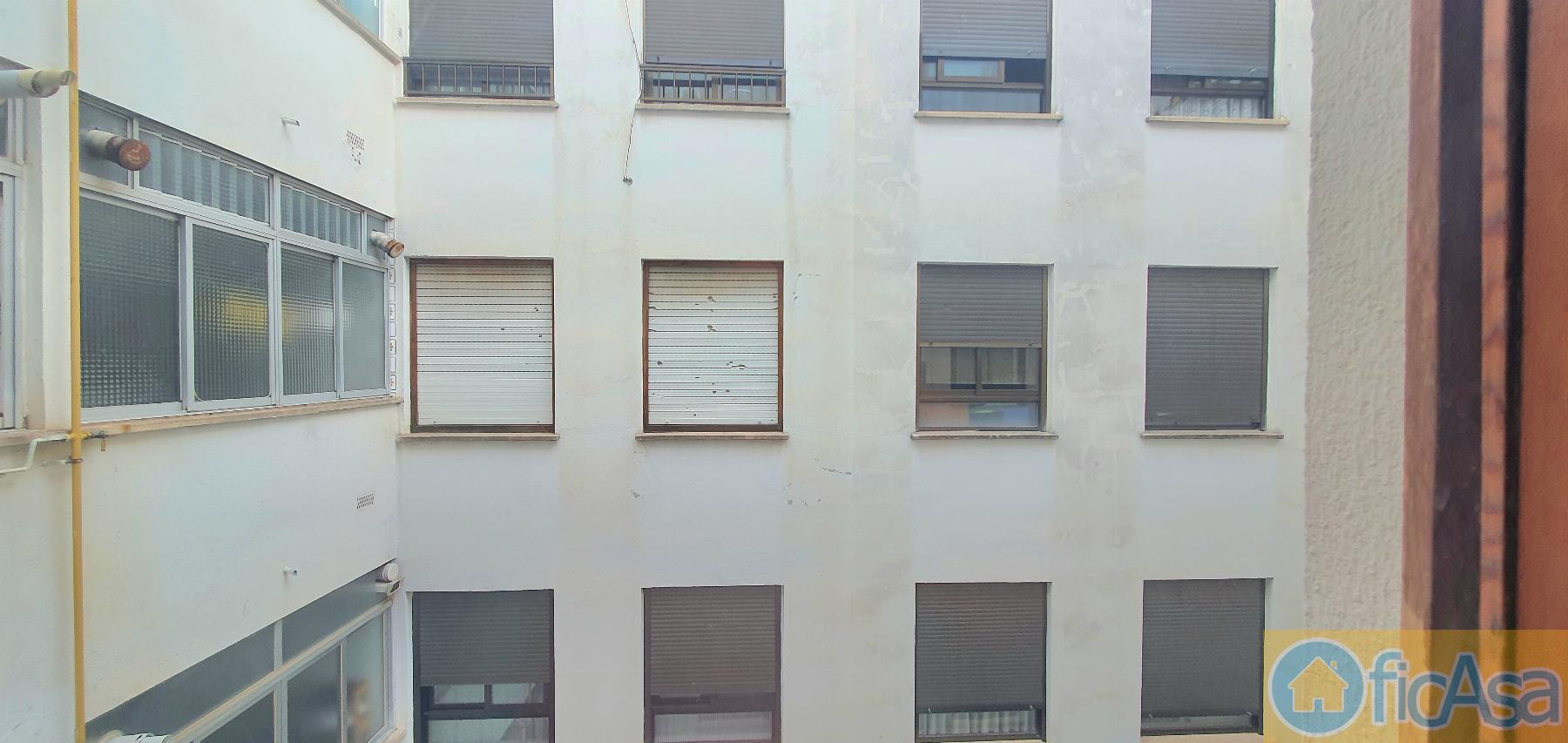 For sale of flat in Castellón