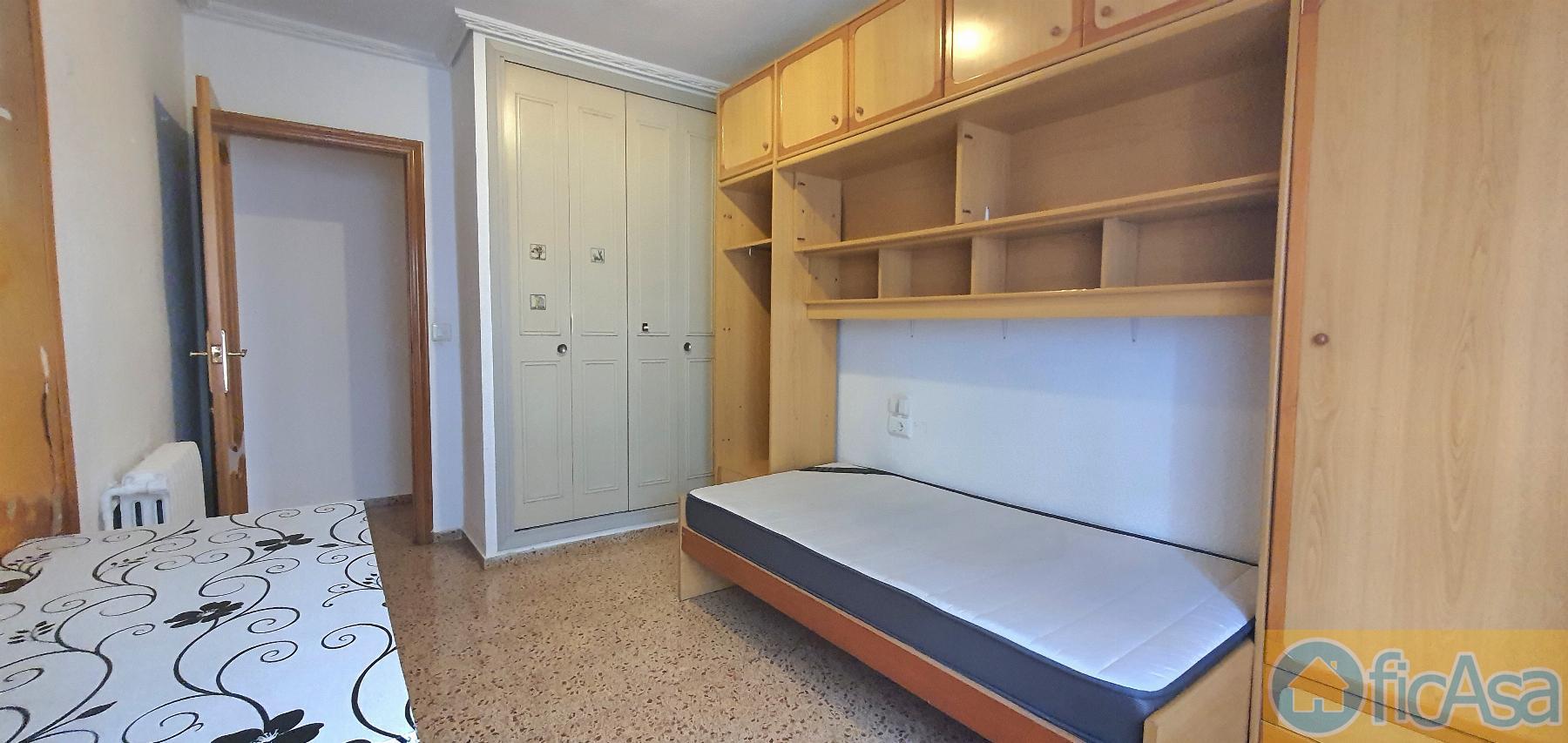 For sale of flat in Castellón