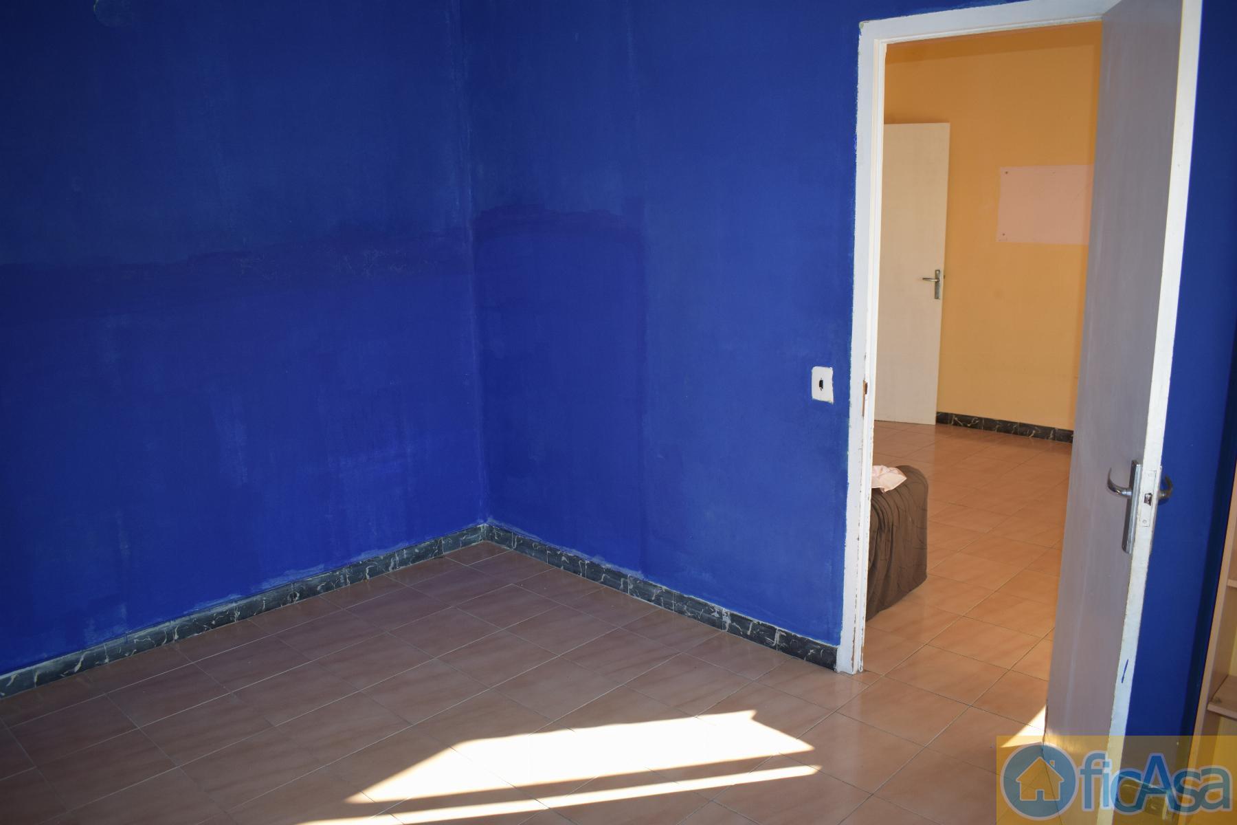 For sale of flat in Castellón