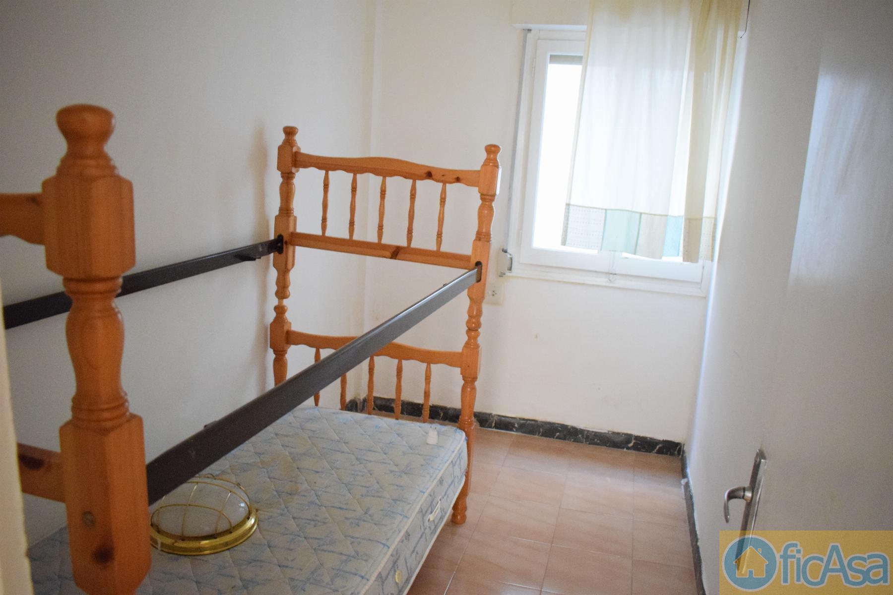 For sale of flat in Castellón