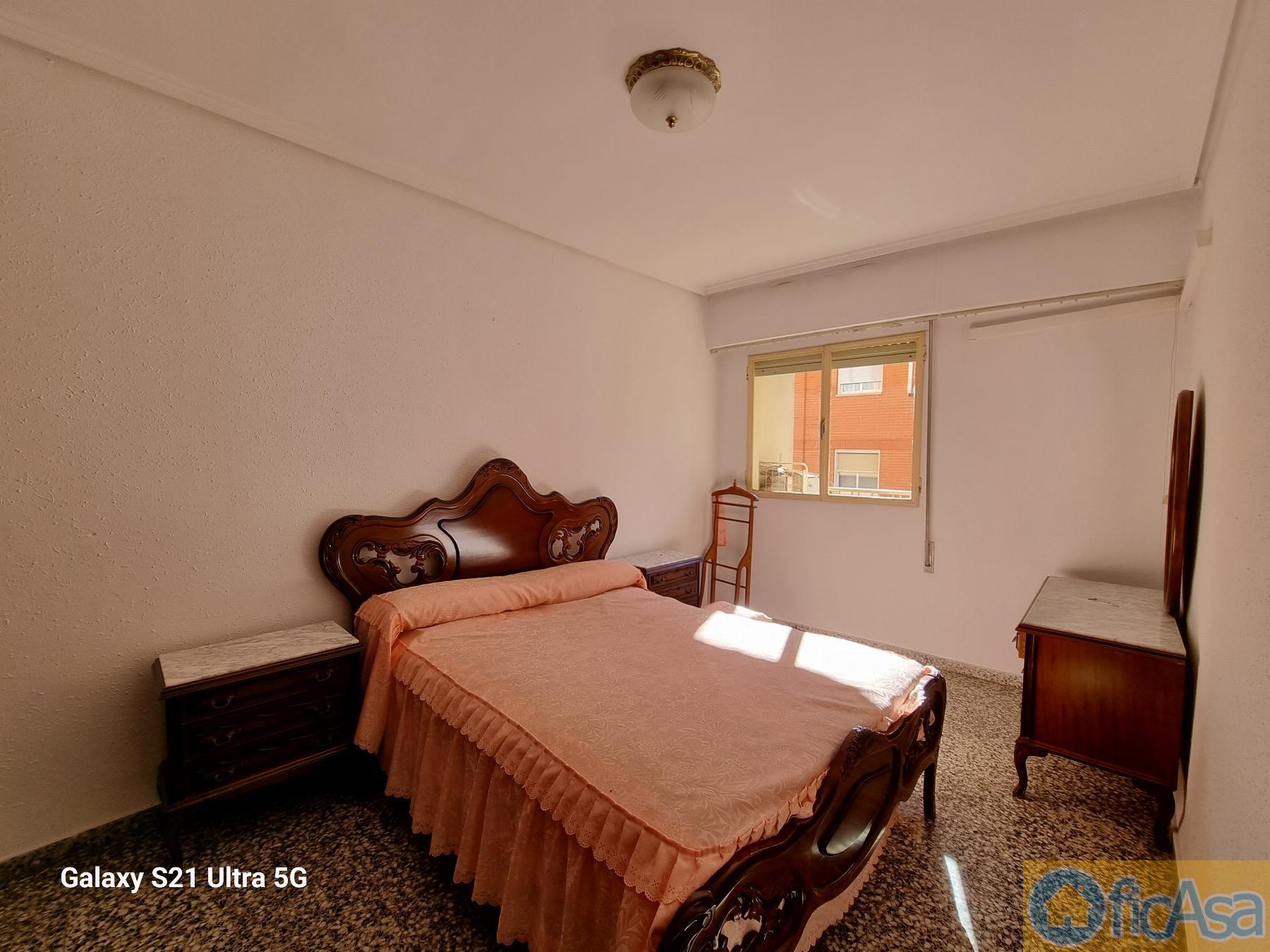 For sale of flat in Castellón