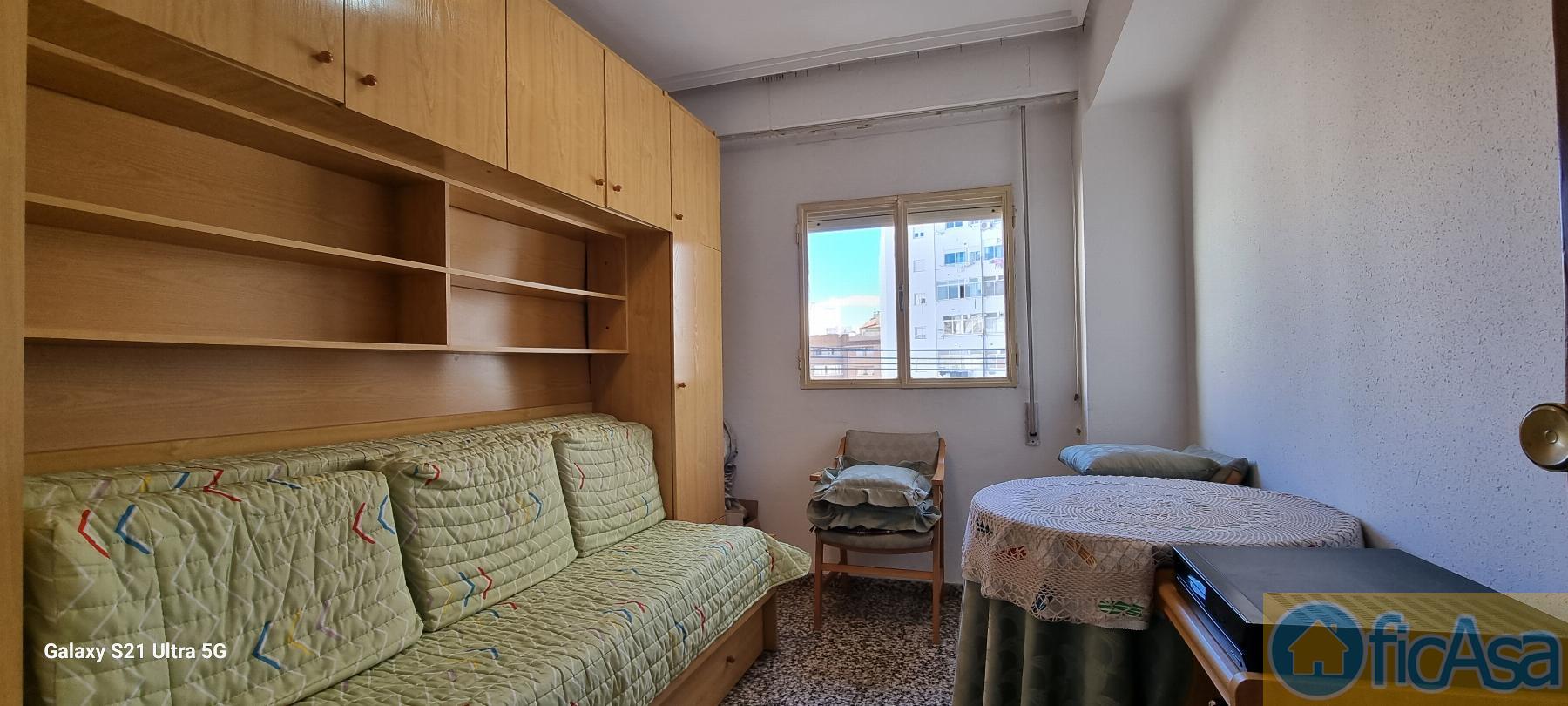 For sale of flat in Castellón