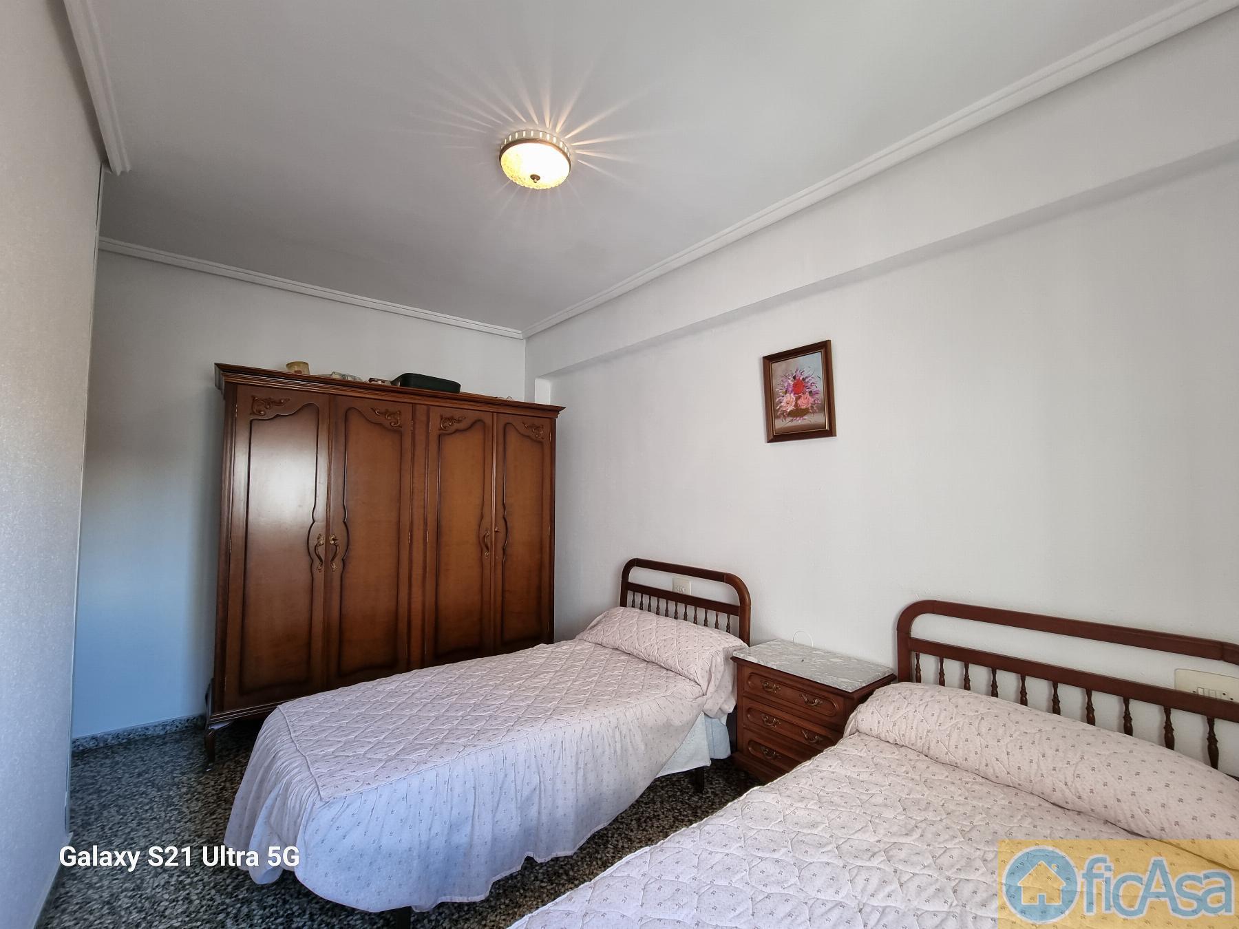 For sale of flat in Castellón