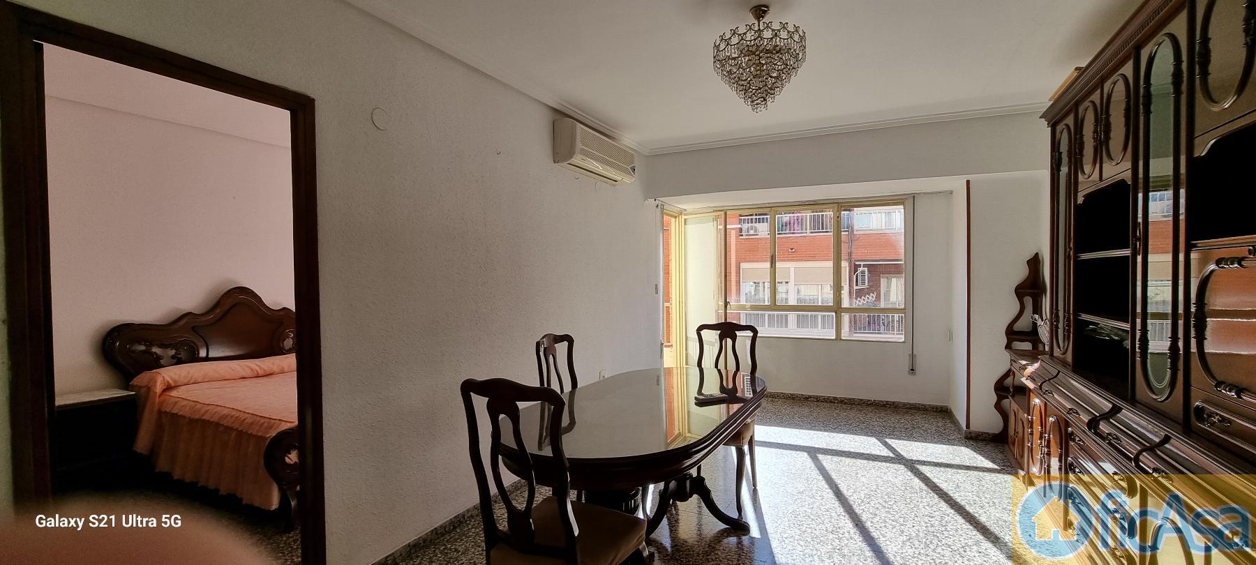 For sale of flat in Castellón