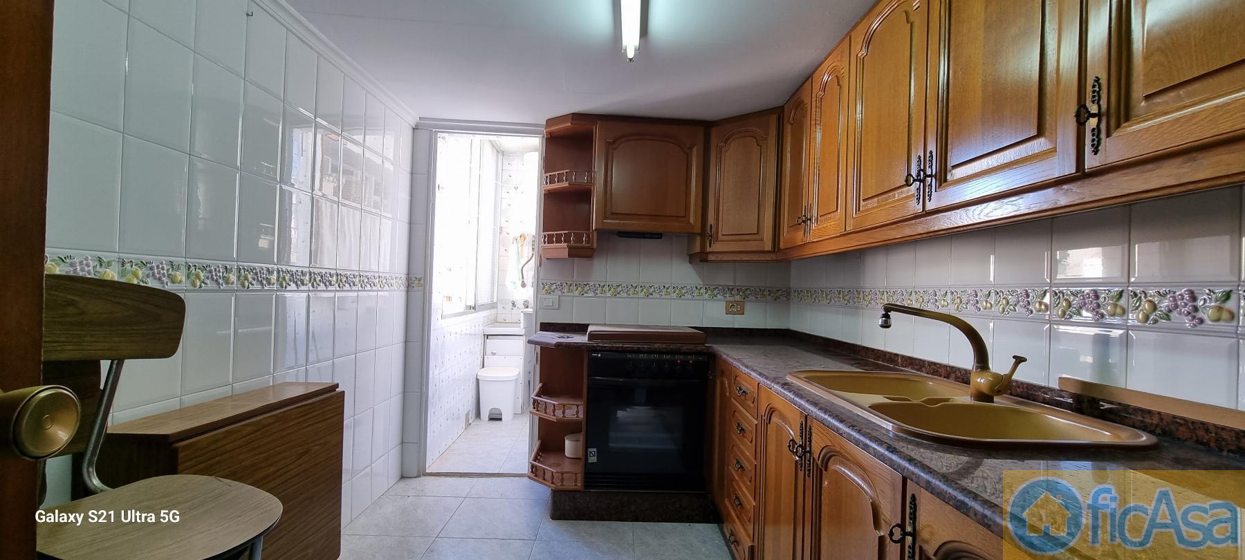 For sale of flat in Castellón