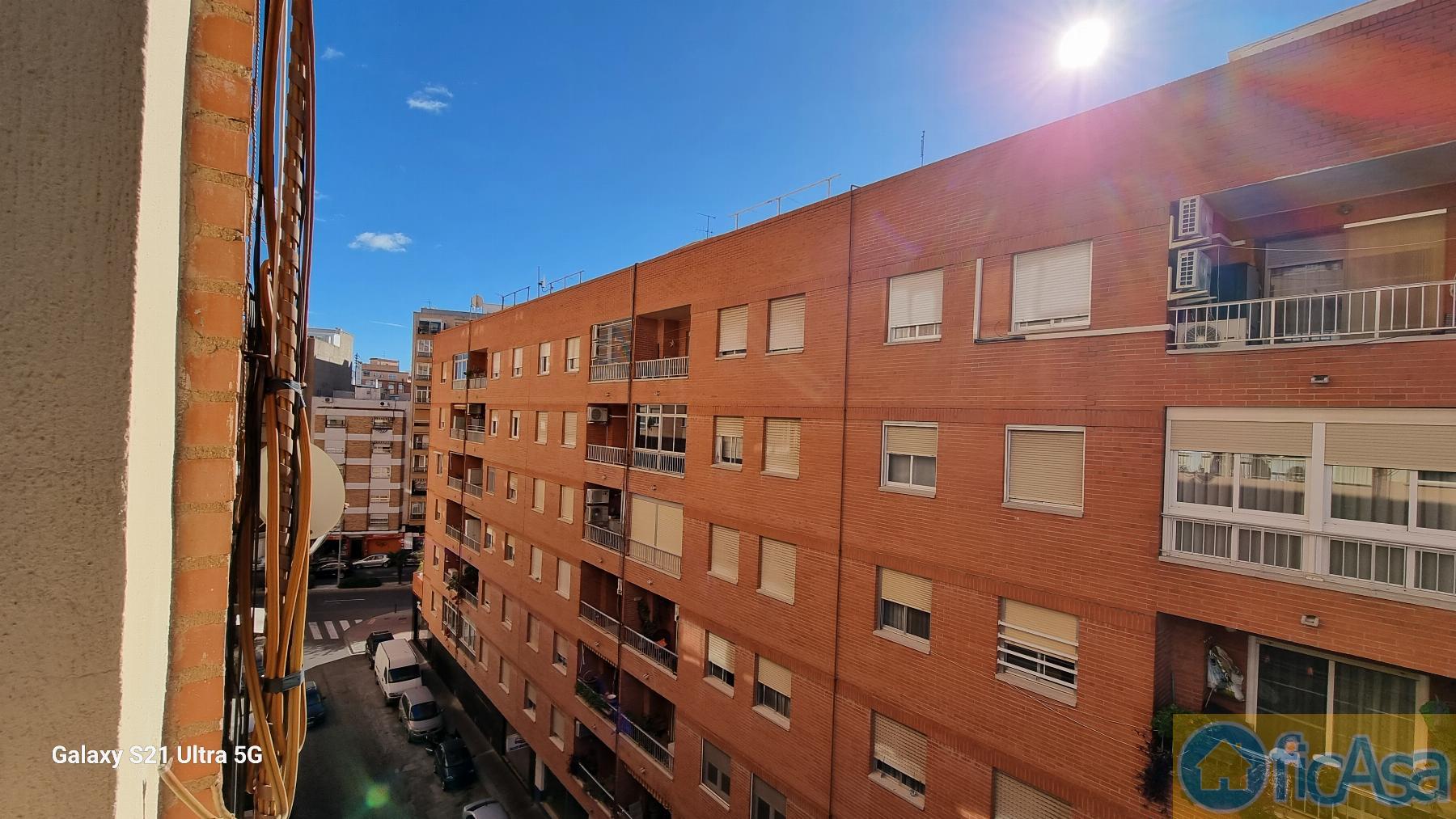 For sale of flat in Castellón