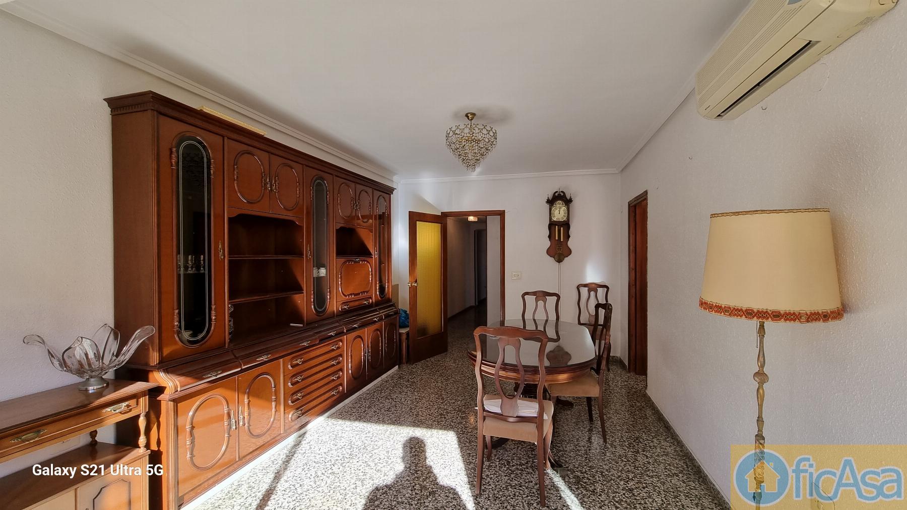 For sale of flat in Castellón