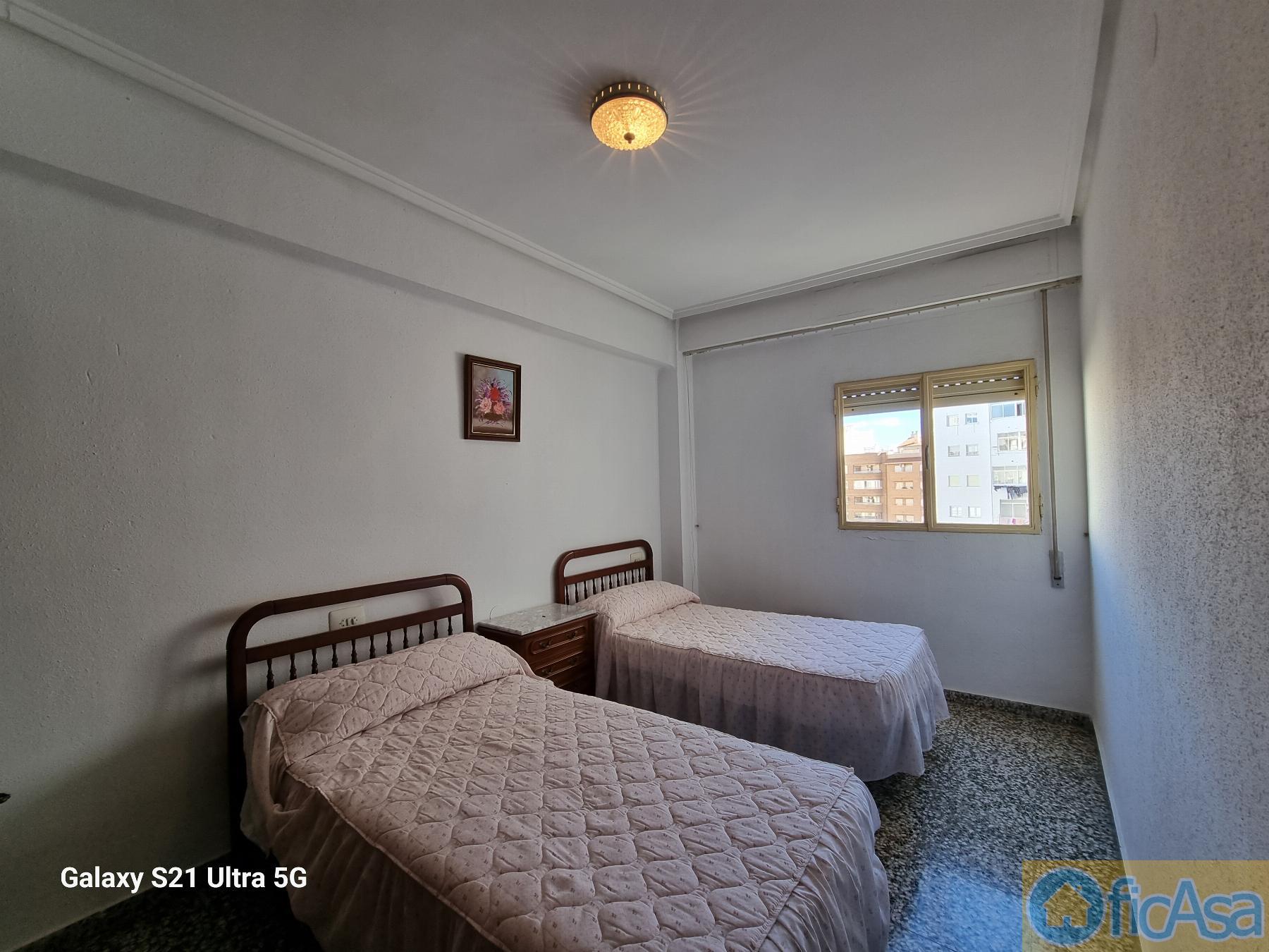 For sale of flat in Castellón