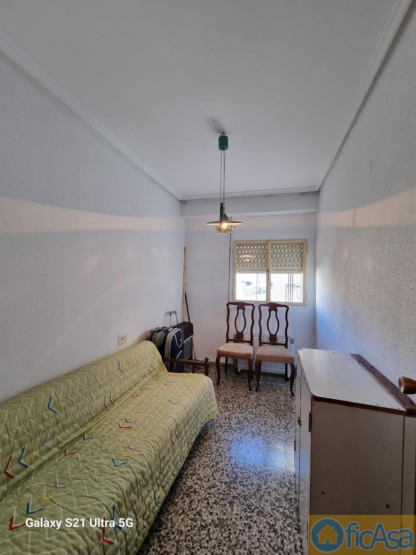 For sale of flat in Castellón