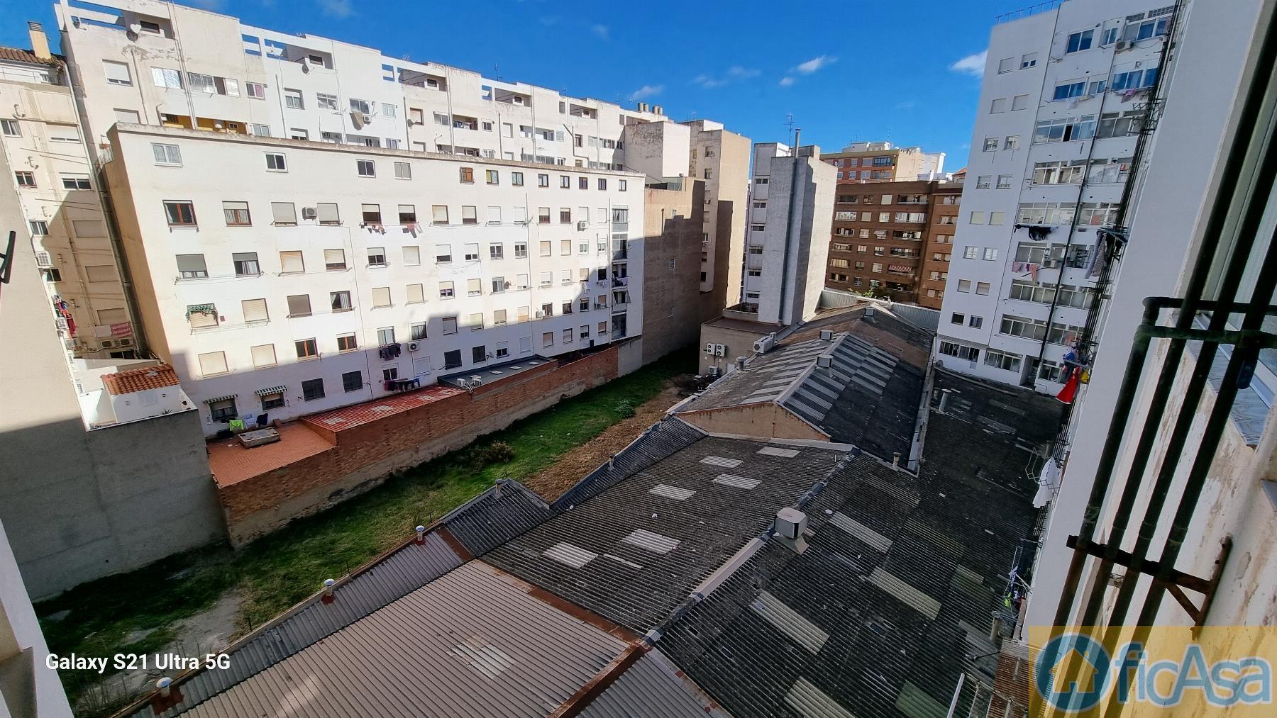 For sale of flat in Castellón