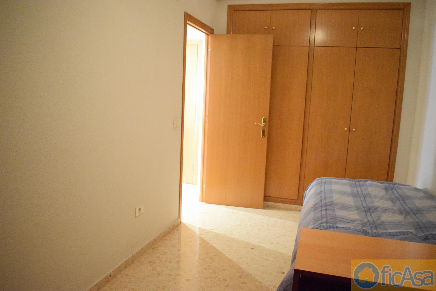 For sale of flat in Castellón