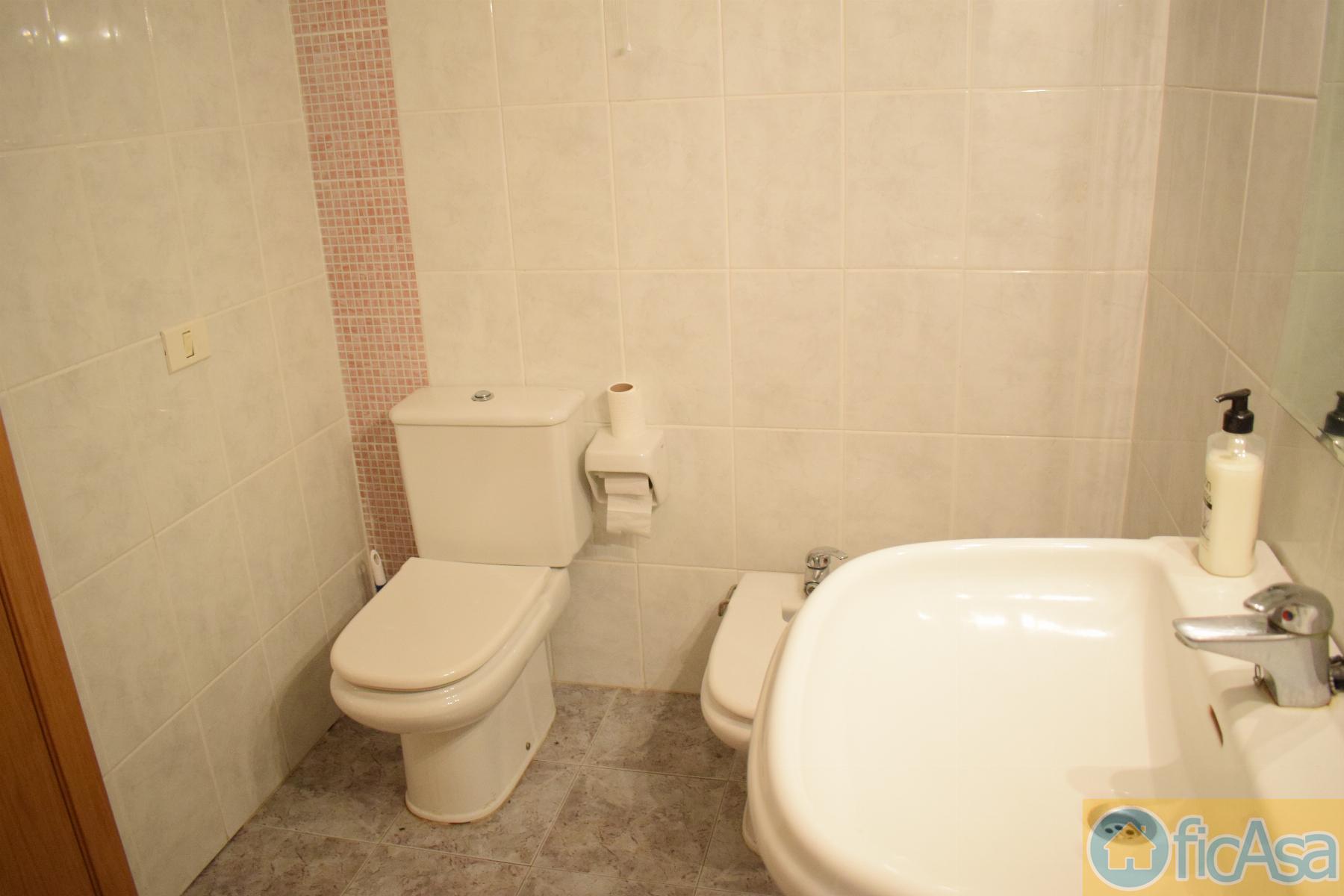 For sale of flat in Castellón