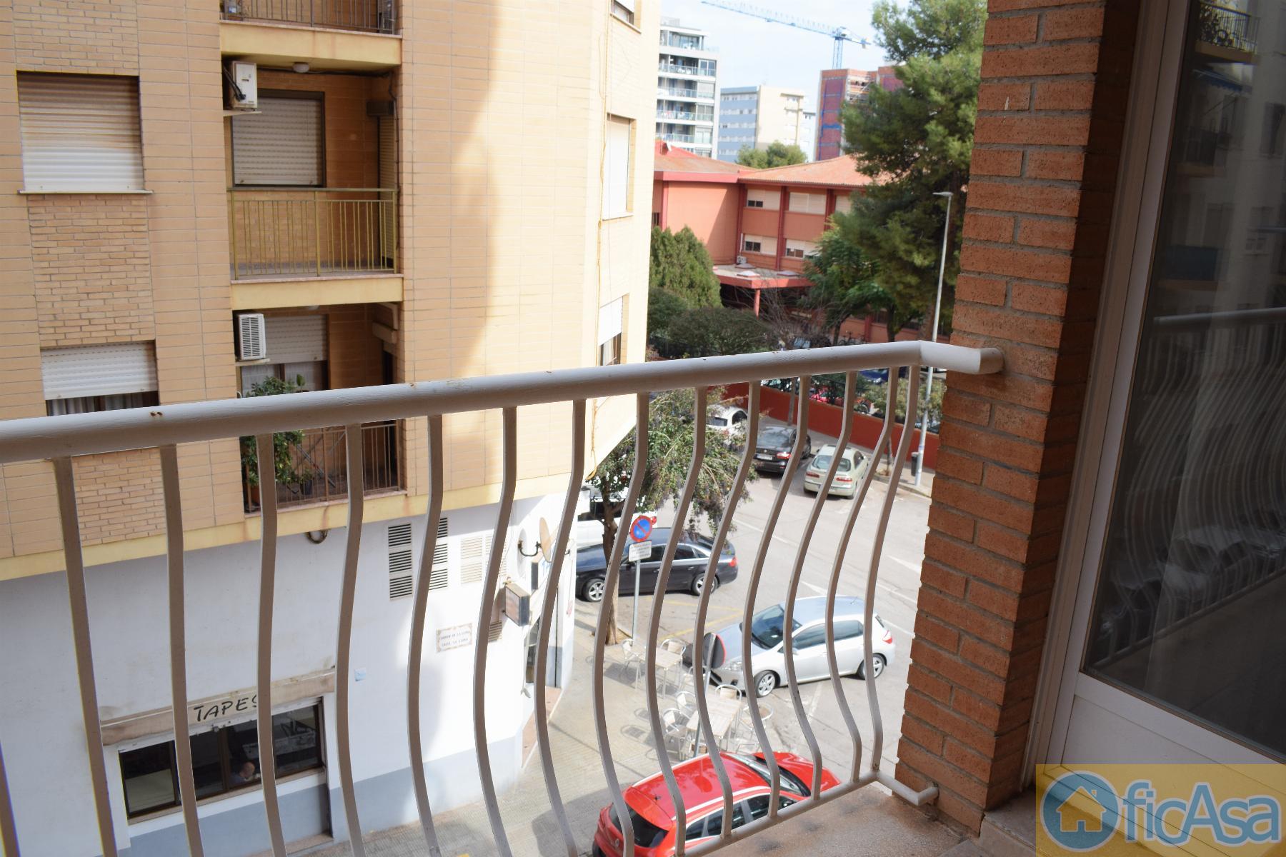 For sale of flat in Castellón