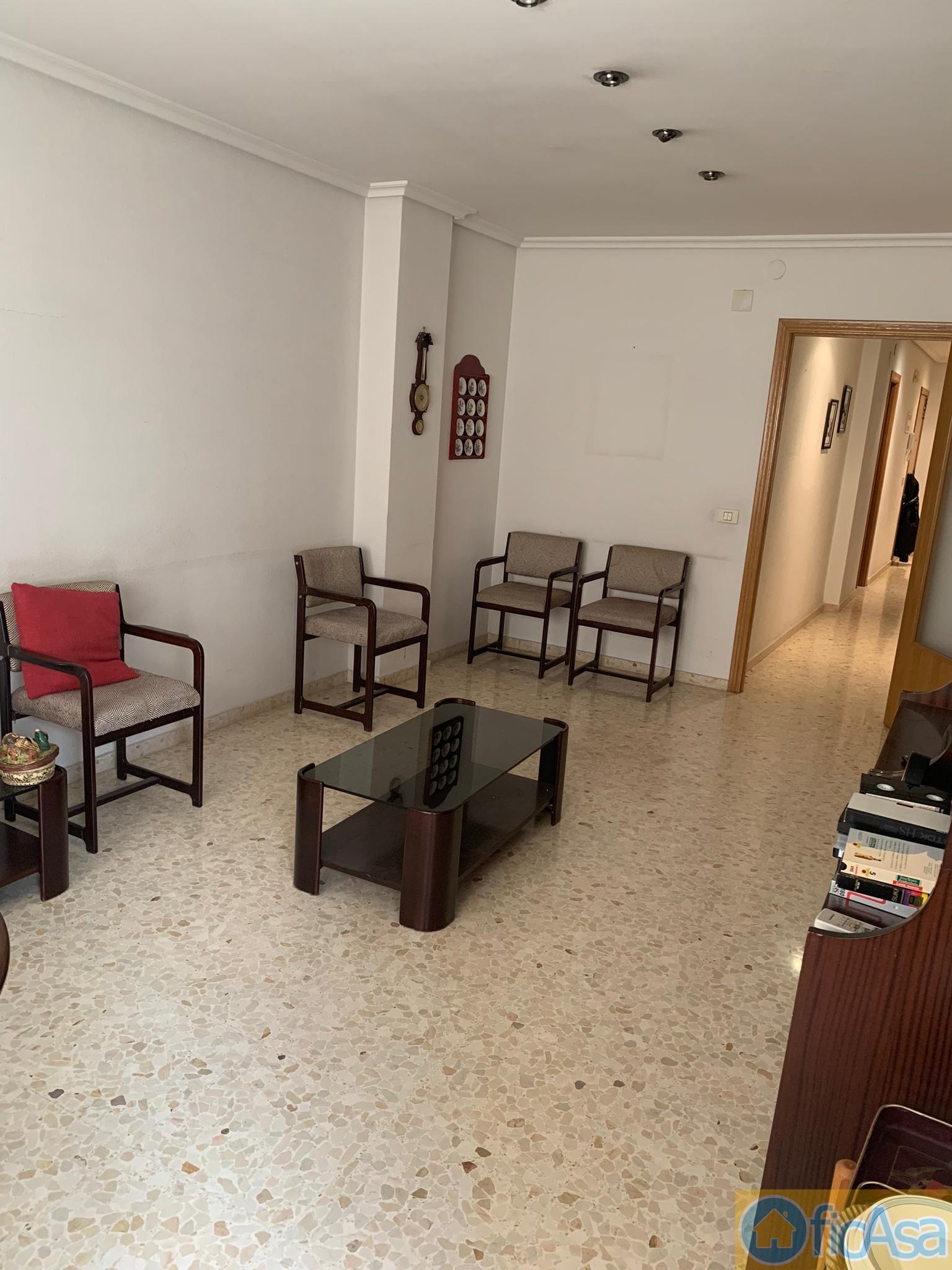 For sale of flat in Castellón
