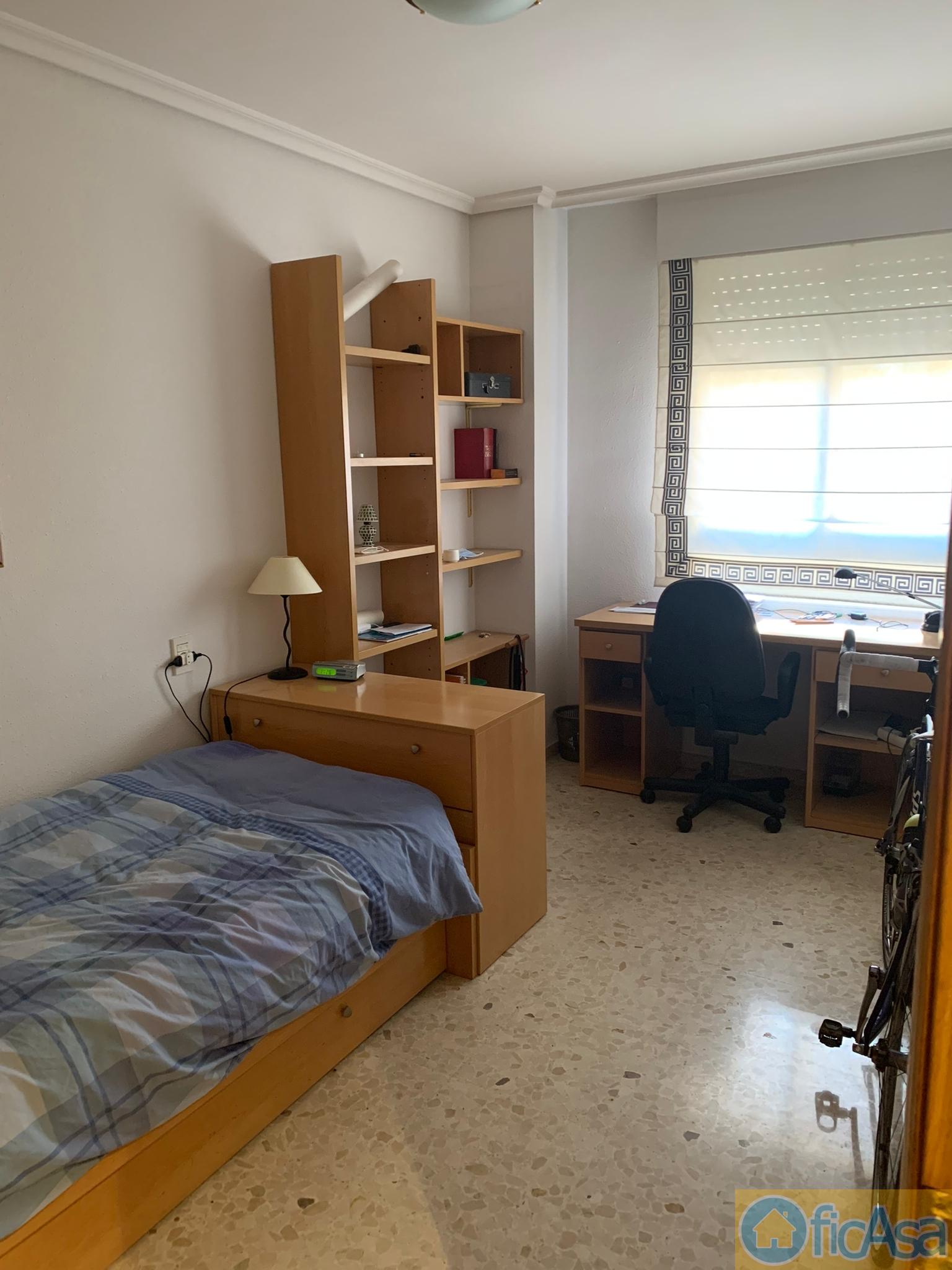 For sale of flat in Castellón