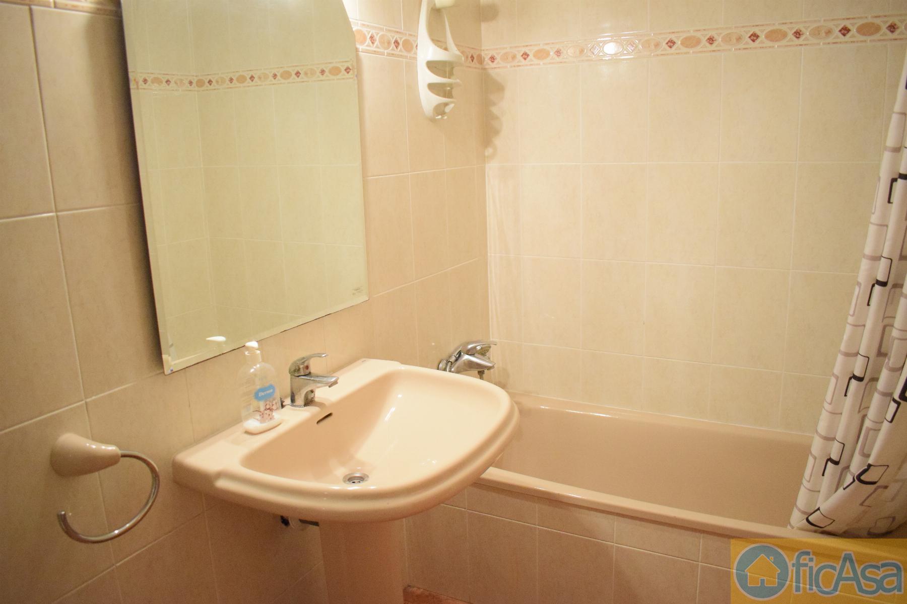 For sale of flat in Castellón
