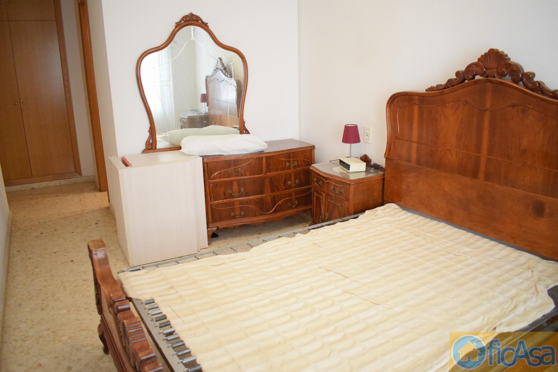 For sale of flat in Castellón