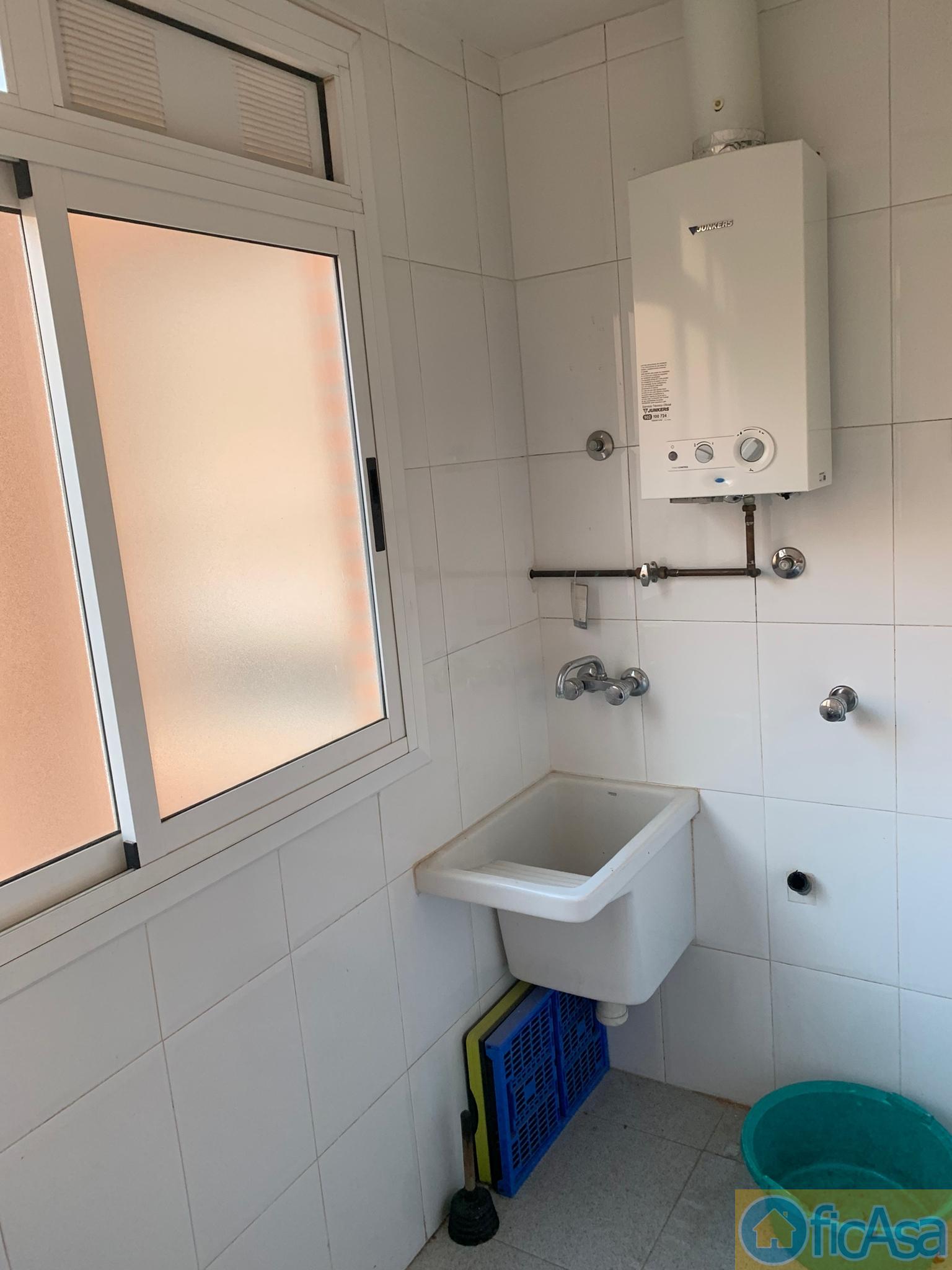 For sale of flat in Castellón
