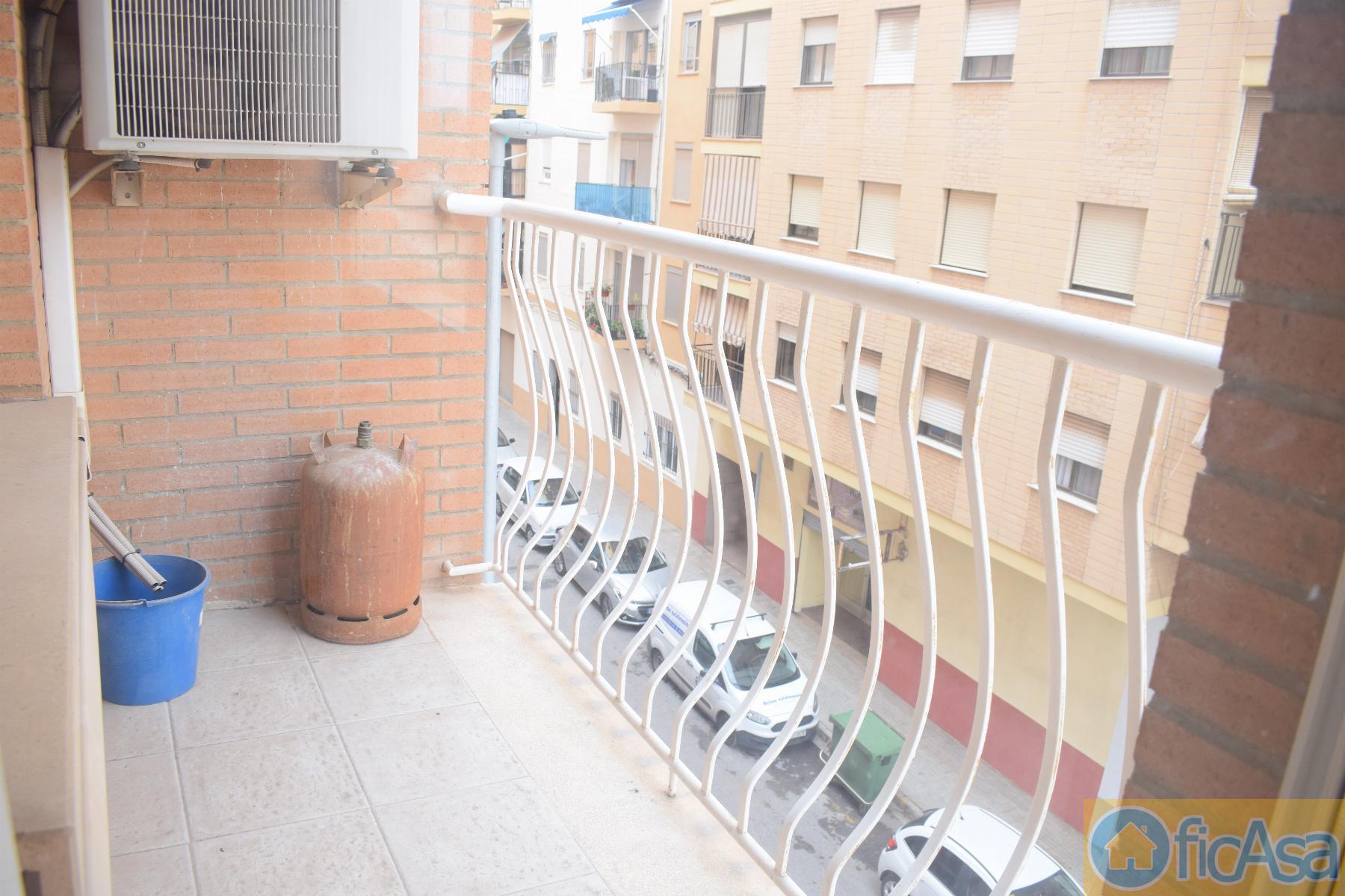For sale of flat in Castellón