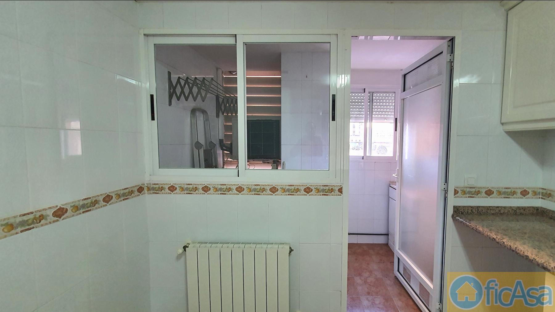 For sale of flat in Castellón