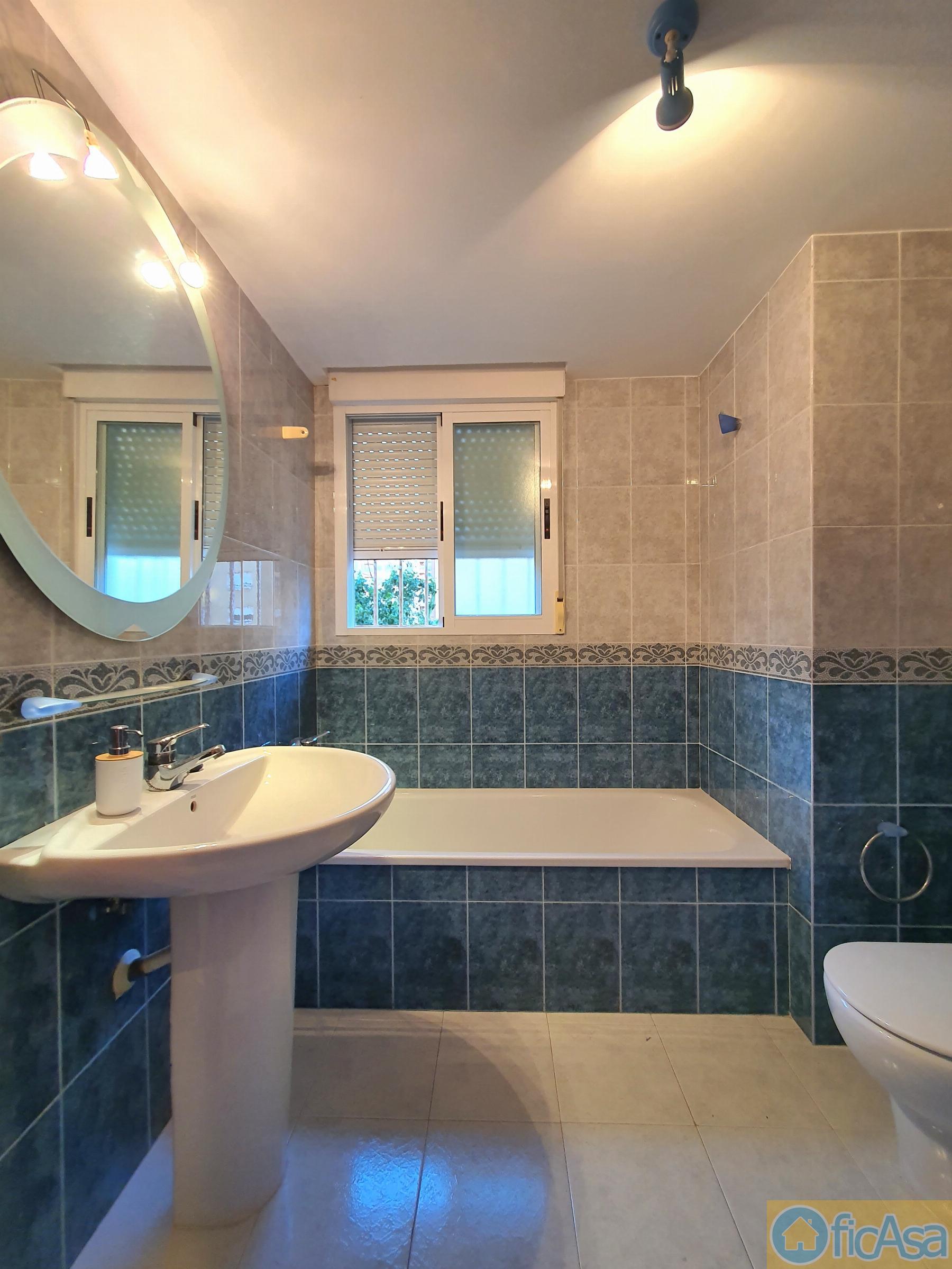 For sale of flat in Castellón
