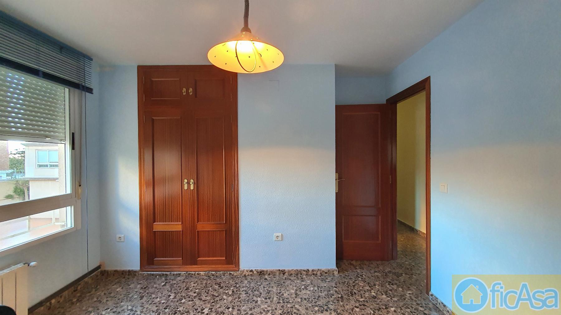 For sale of flat in Castellón