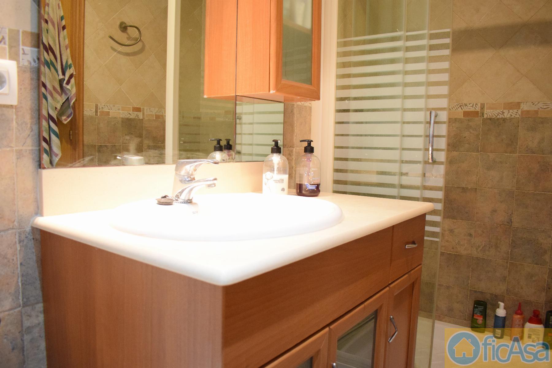 For sale of flat in Castellón