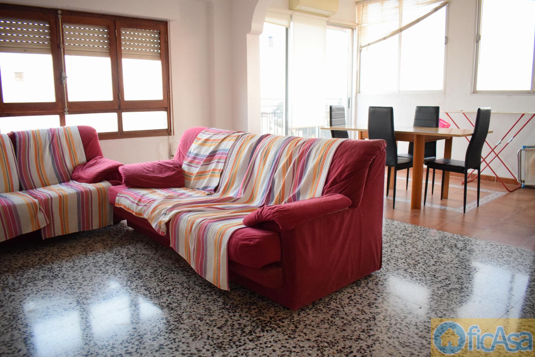 For sale of flat in Castellón