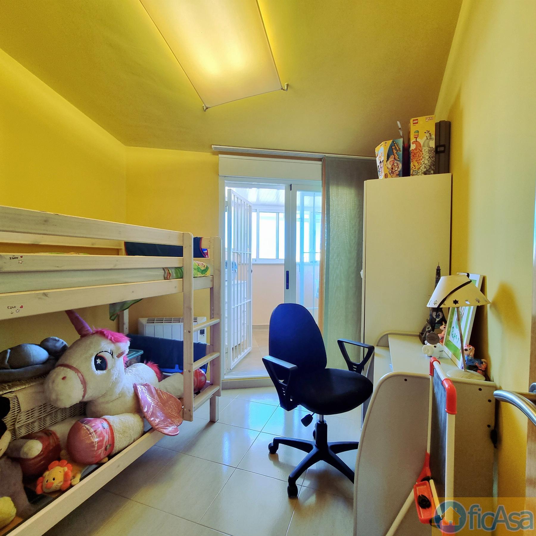For sale of flat in Castellón