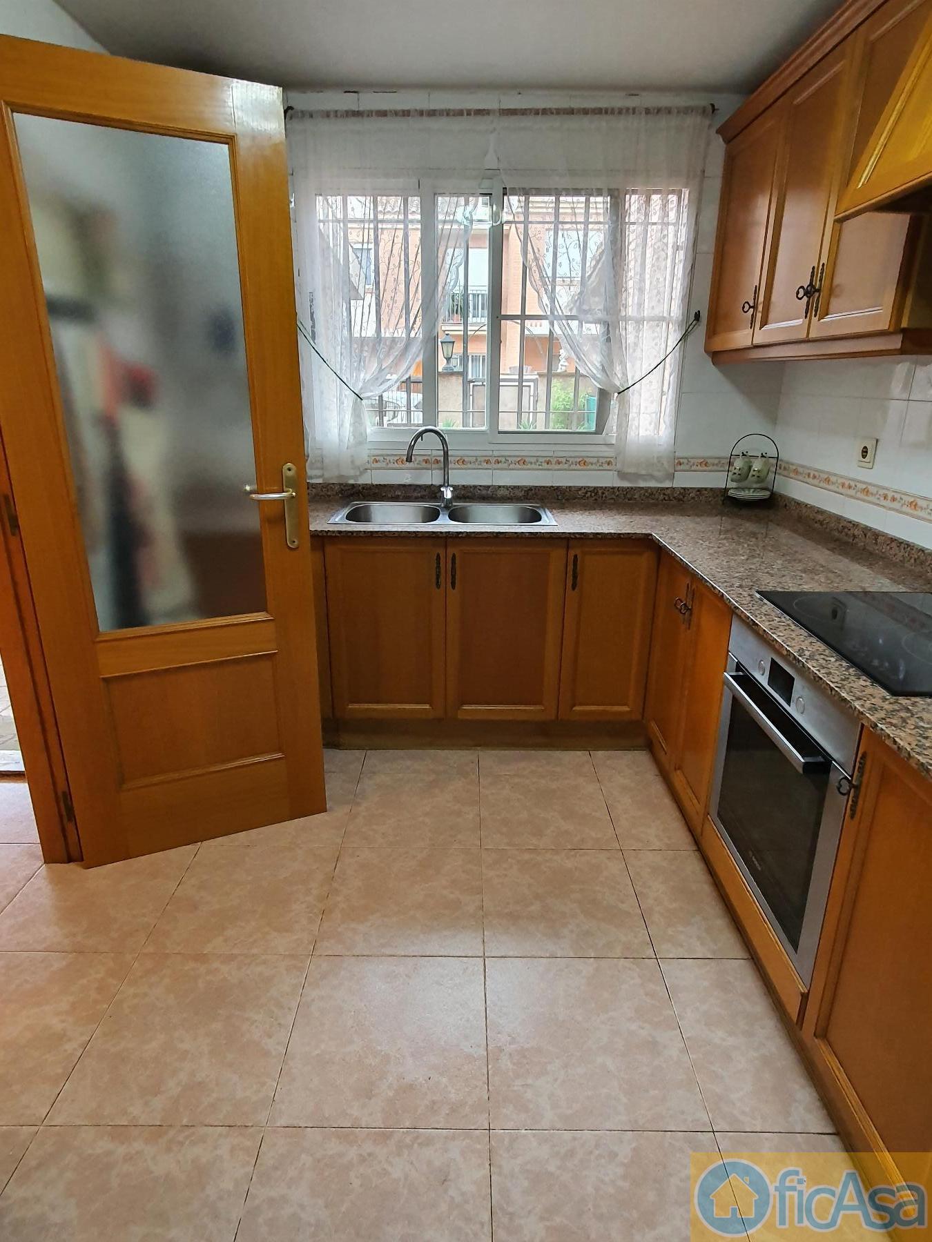 For sale of house in Castellón