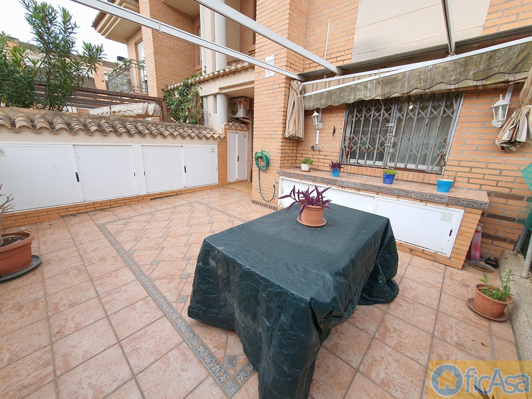 For sale of house in Castellón