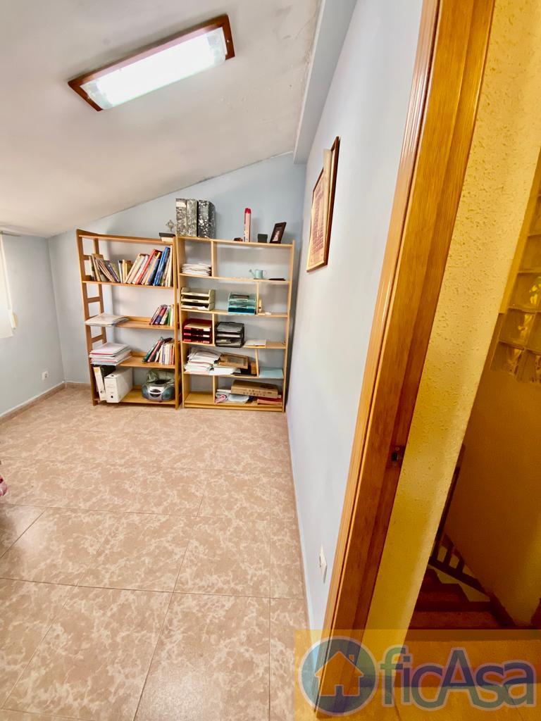 For sale of house in Castellón