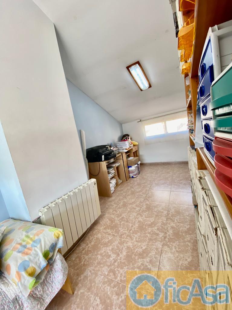 For sale of house in Castellón
