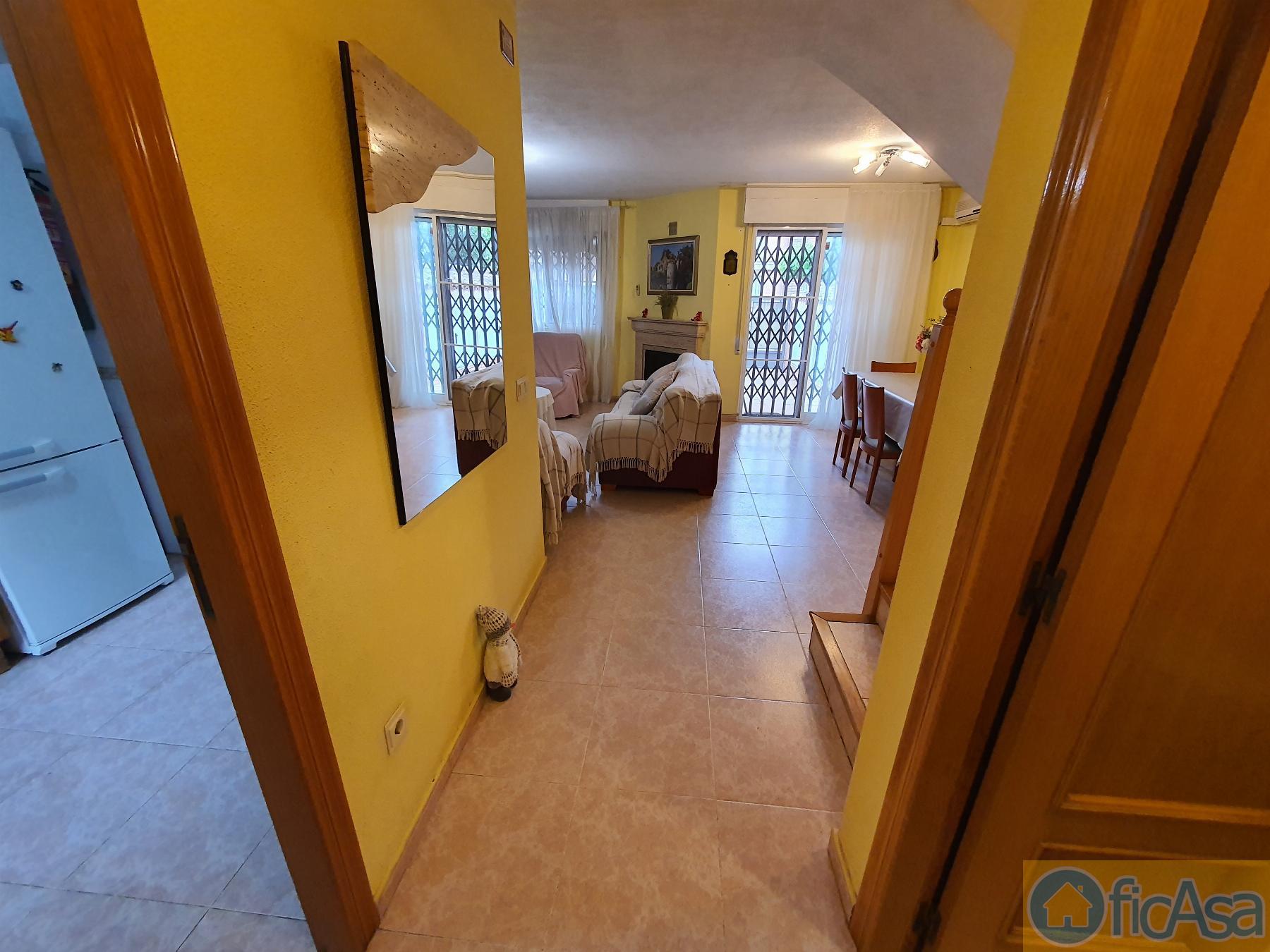 For sale of house in Castellón