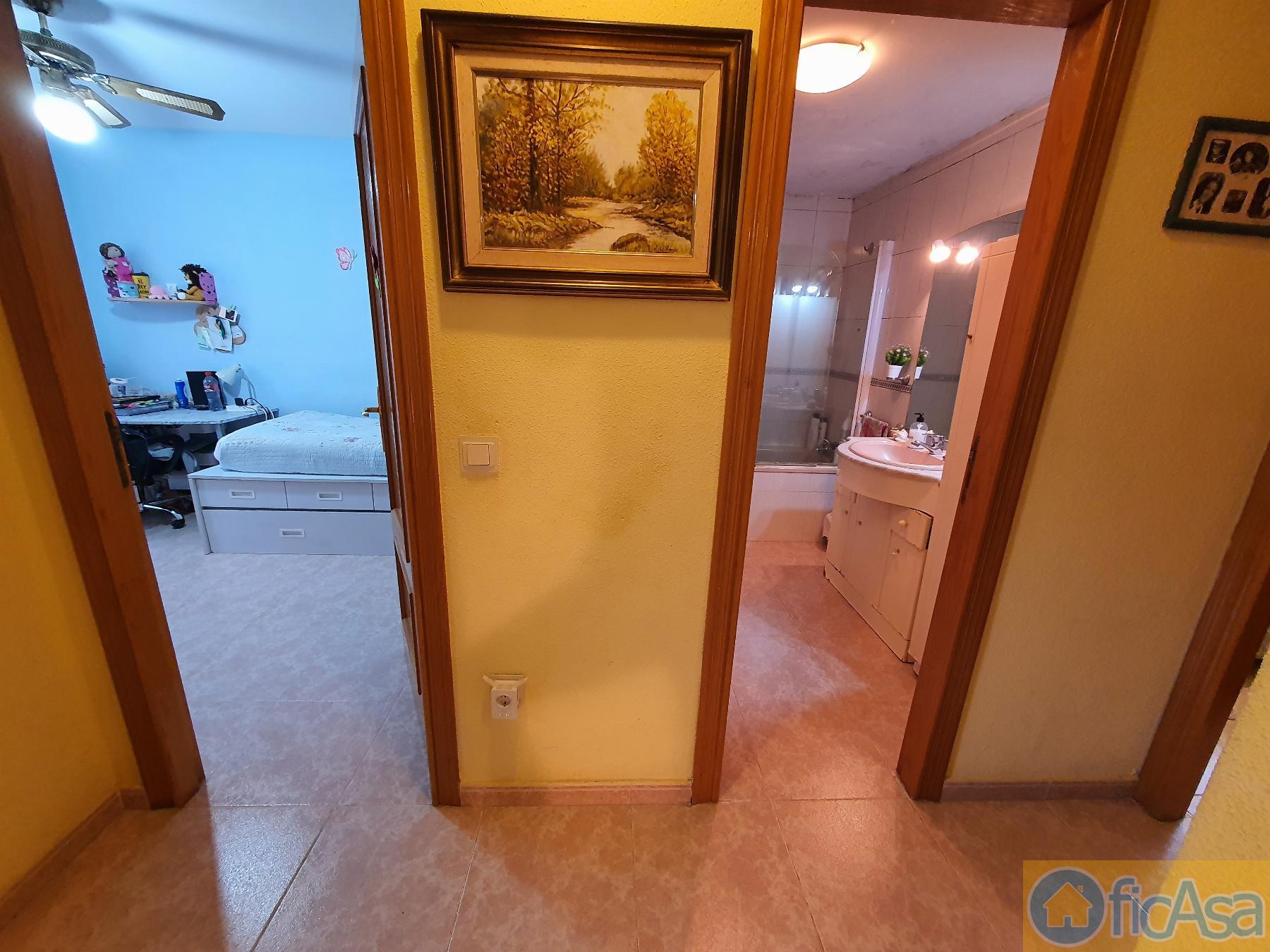 For sale of house in Castellón