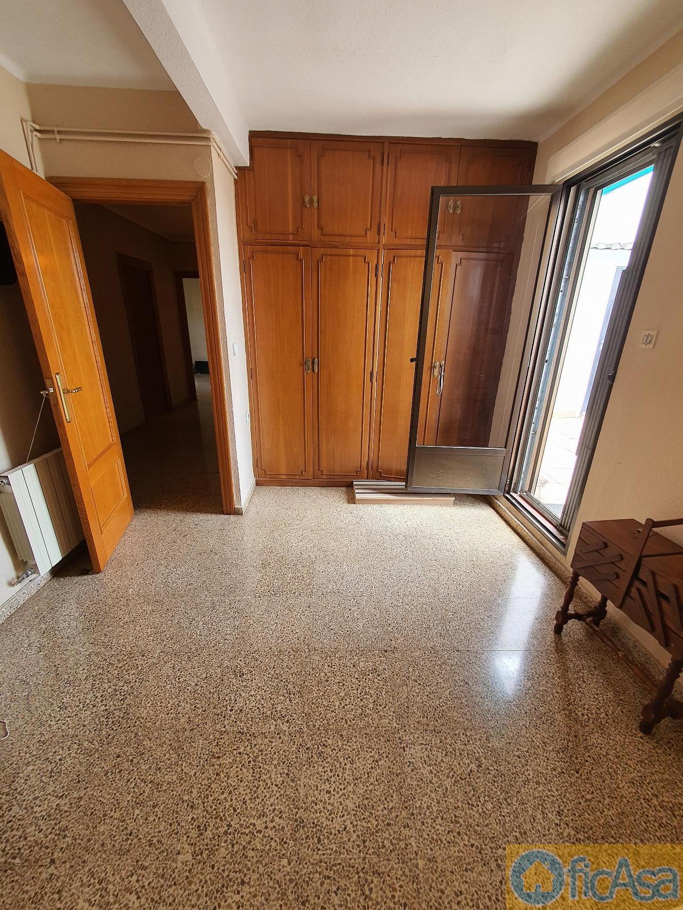 For sale of penthouse in Castellón