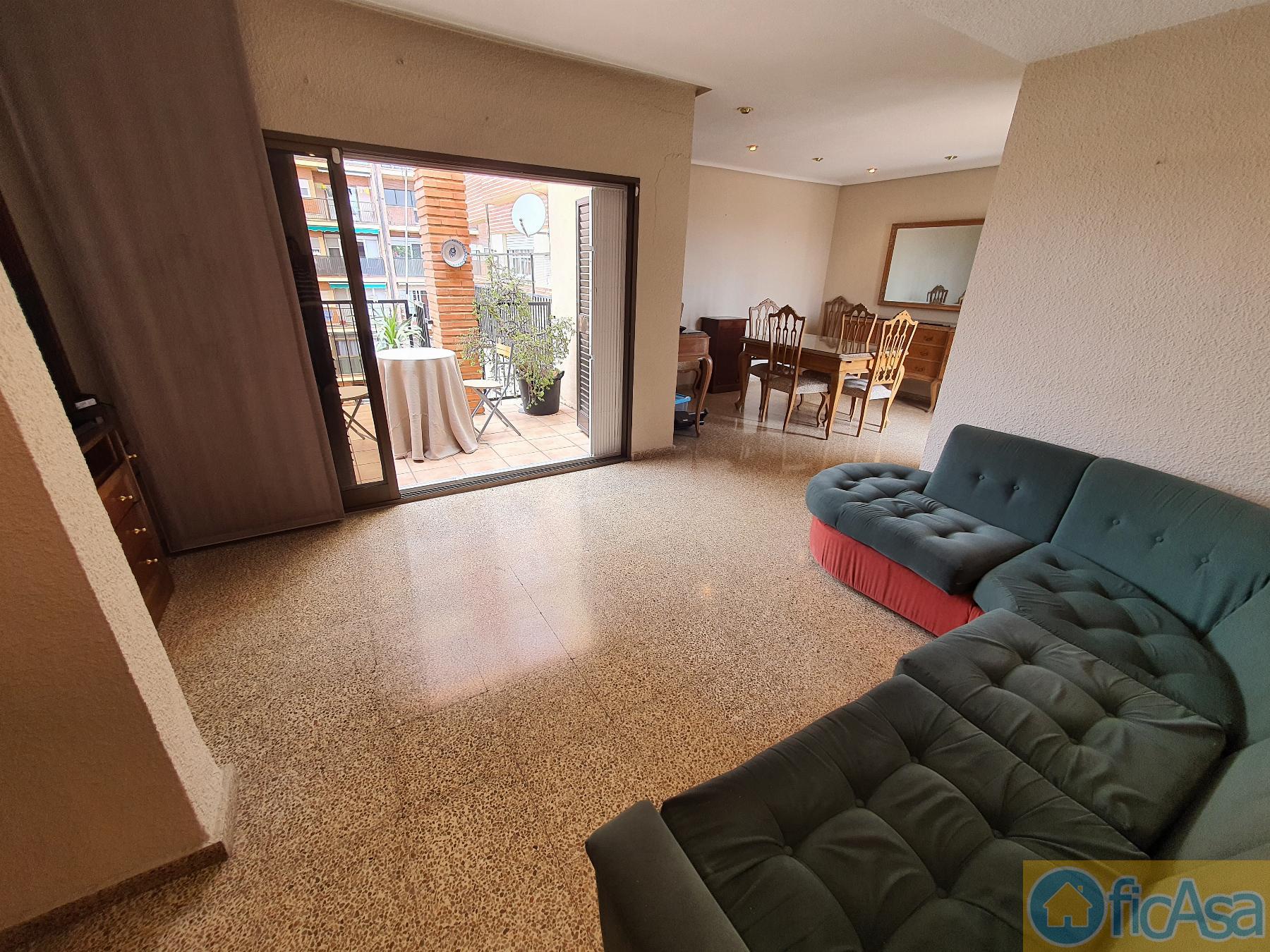 For sale of penthouse in Castellón