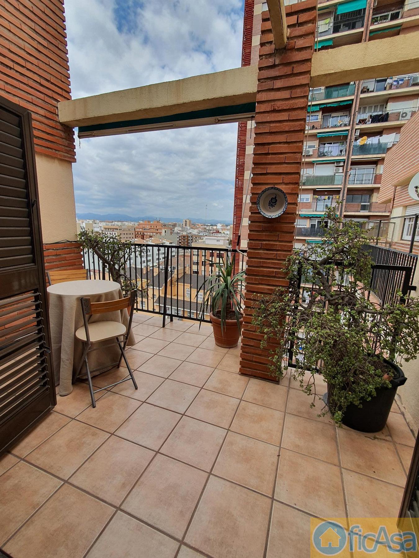 For sale of penthouse in Castellón